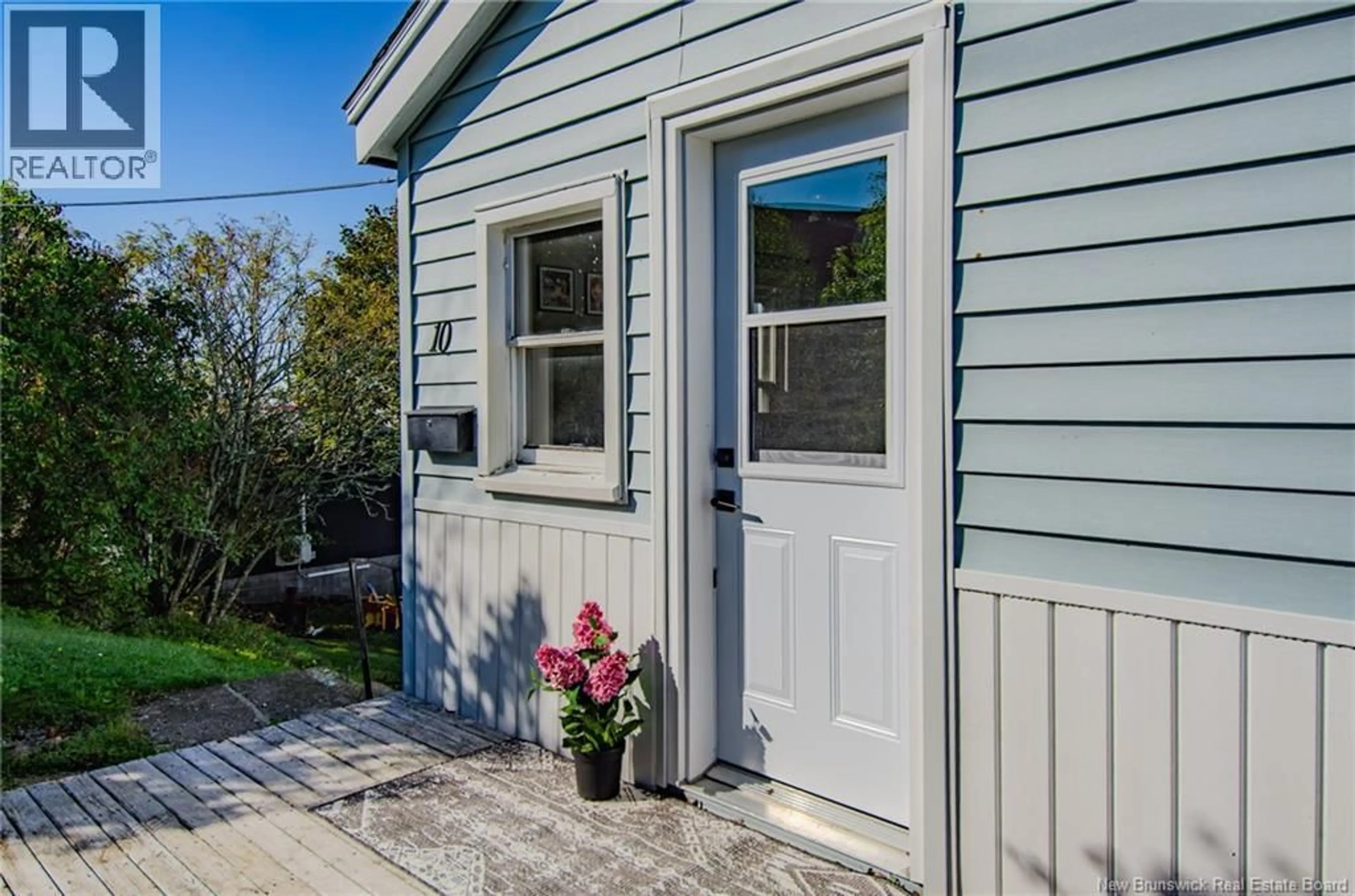 Home with vinyl exterior material, street for 10 JARDINE STREET, Saint John New Brunswick E2J2J7