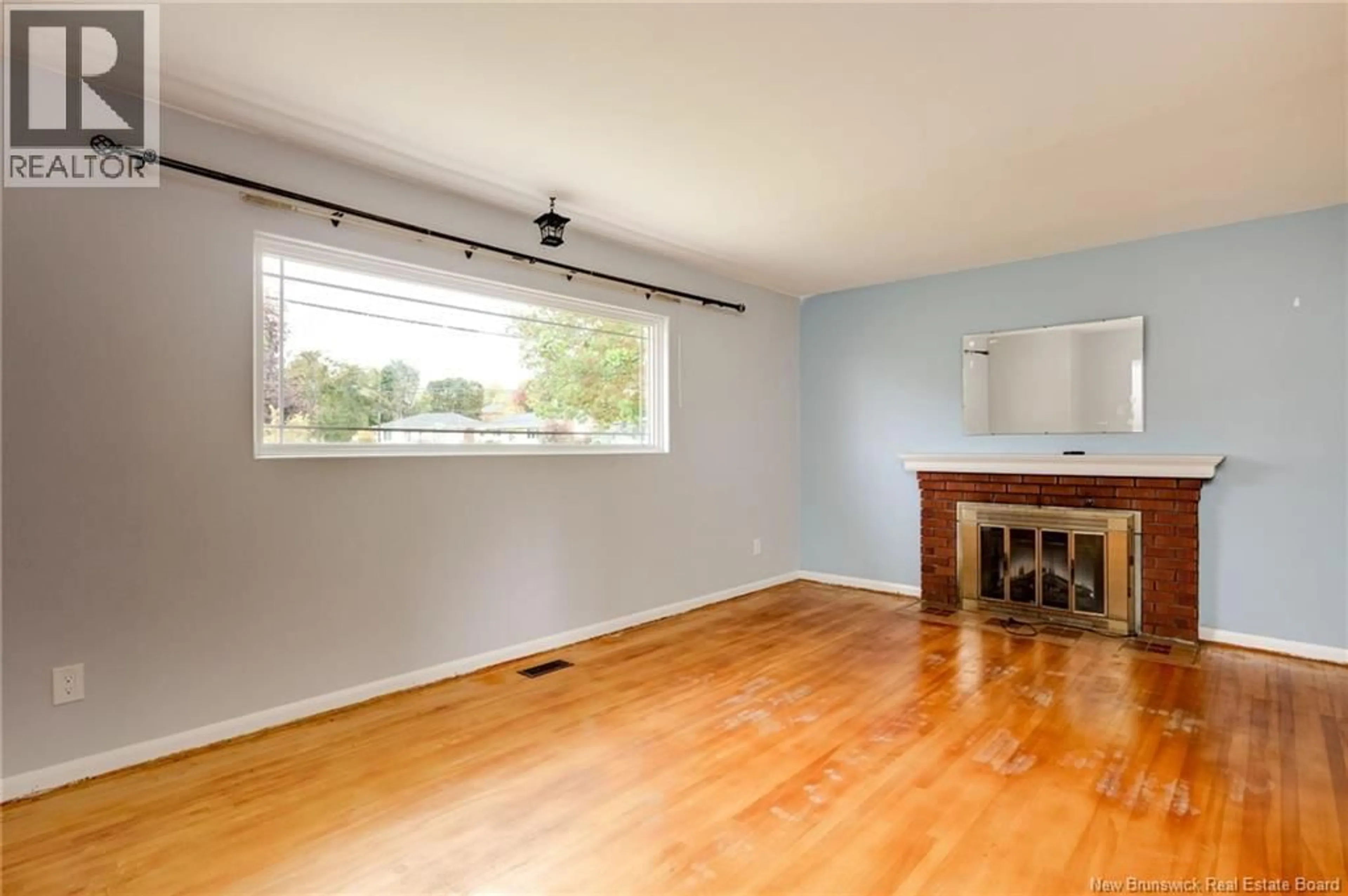 A pic of a room for 17 BISSETT AVENUE, Moncton New Brunswick E1E2S3