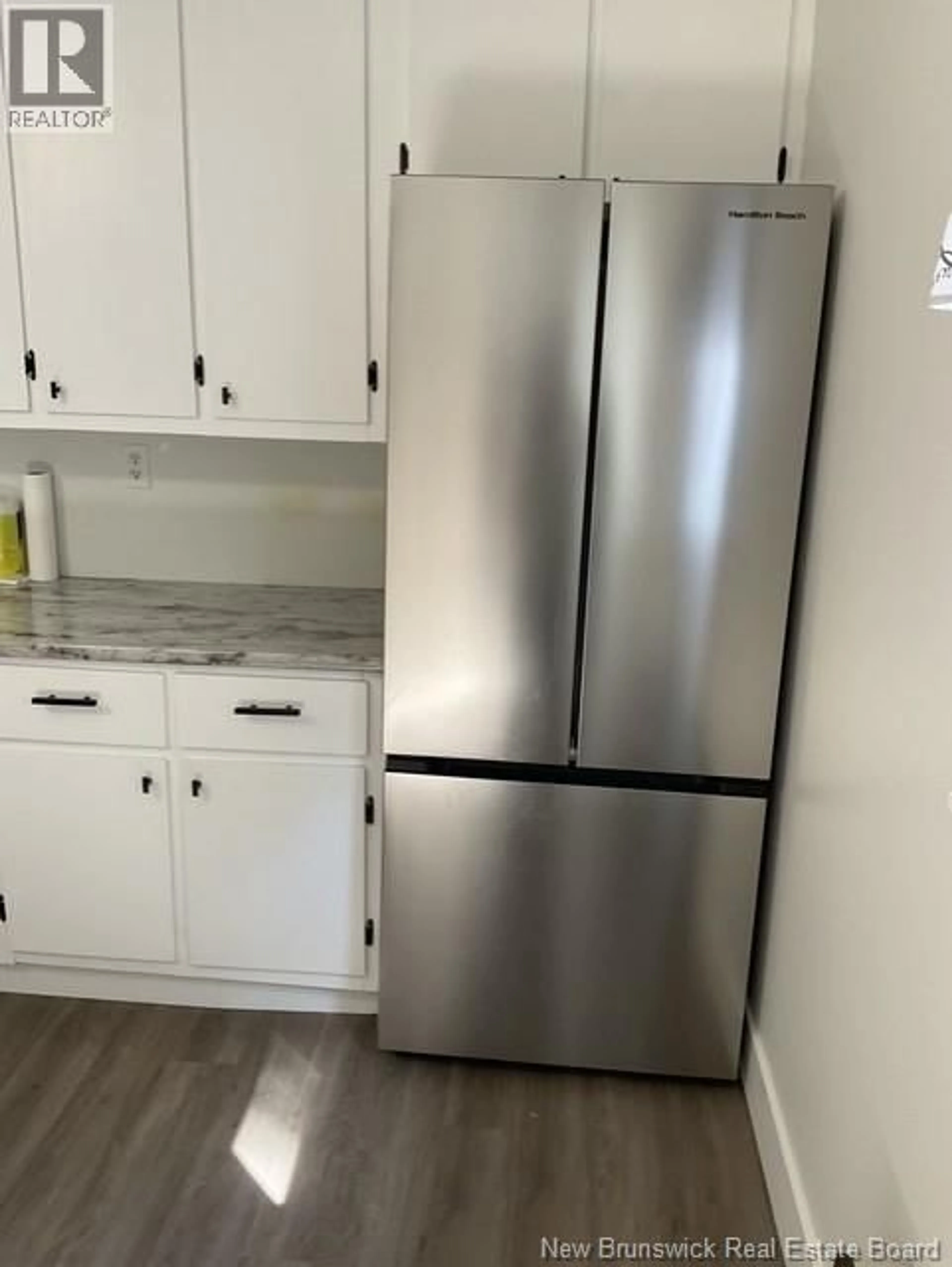 Standard kitchen, wood/laminate floor for 106 KING STREET, Woodstock New Brunswick E7M2A2