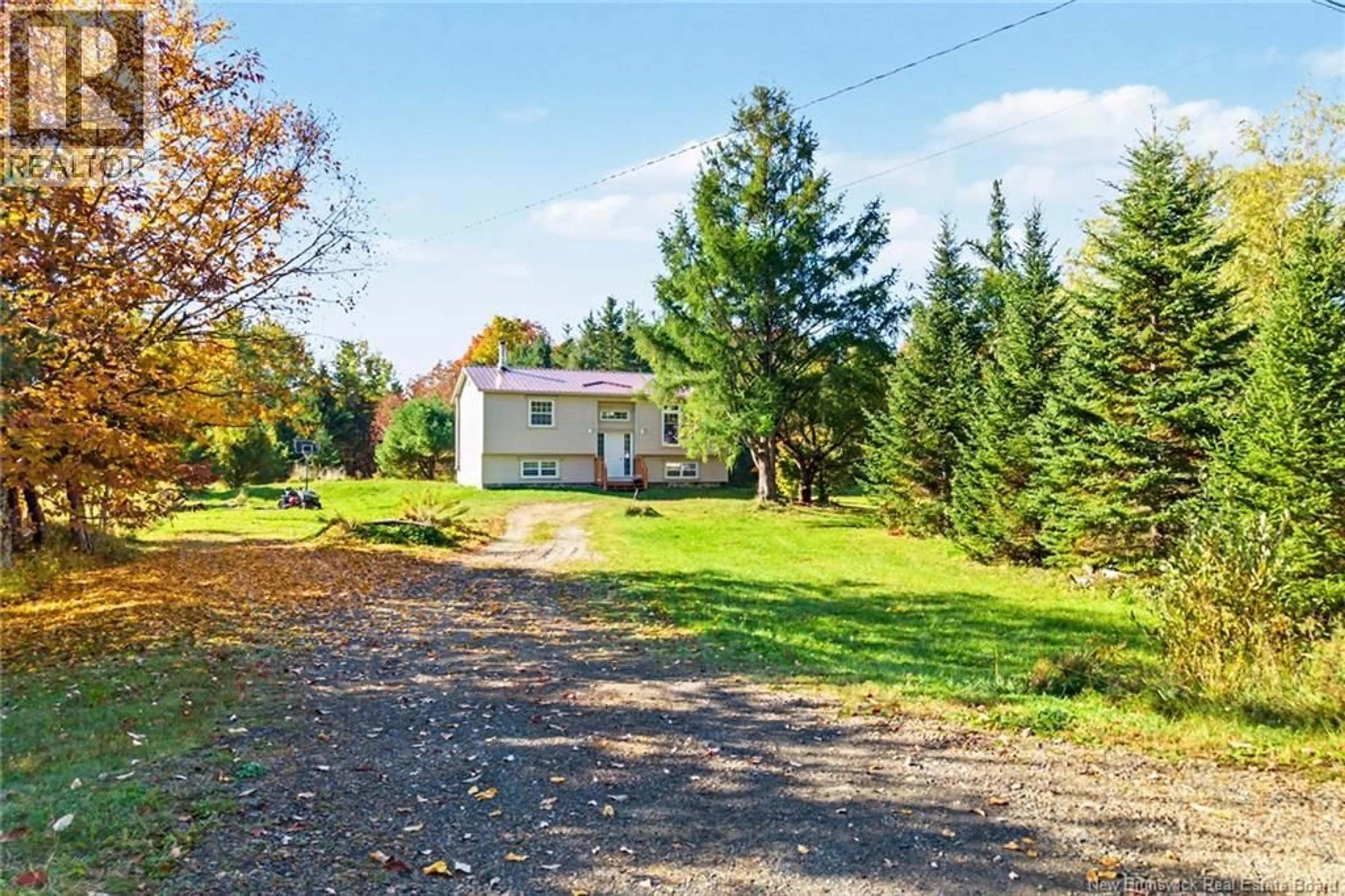 A pic from outside/outdoor area/front of a property/back of a property/a pic from drone, unknown for 2631 ROUTE 104, Middle Hainesville New Brunswick E6E1G8