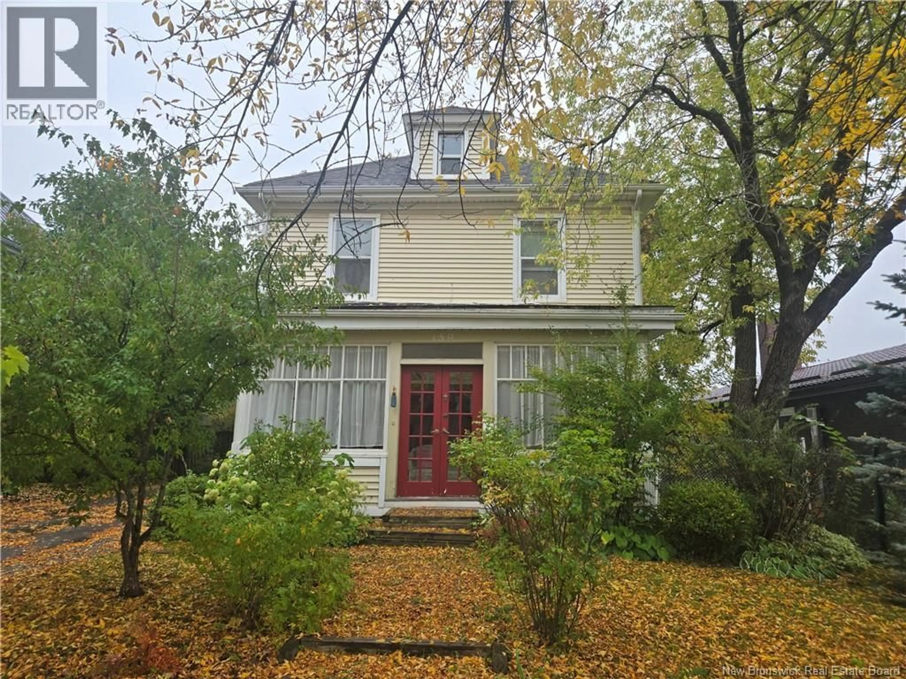 Home with vinyl exterior material, street for 159 DOMINION STREET, Moncton New Brunswick E1C6H2