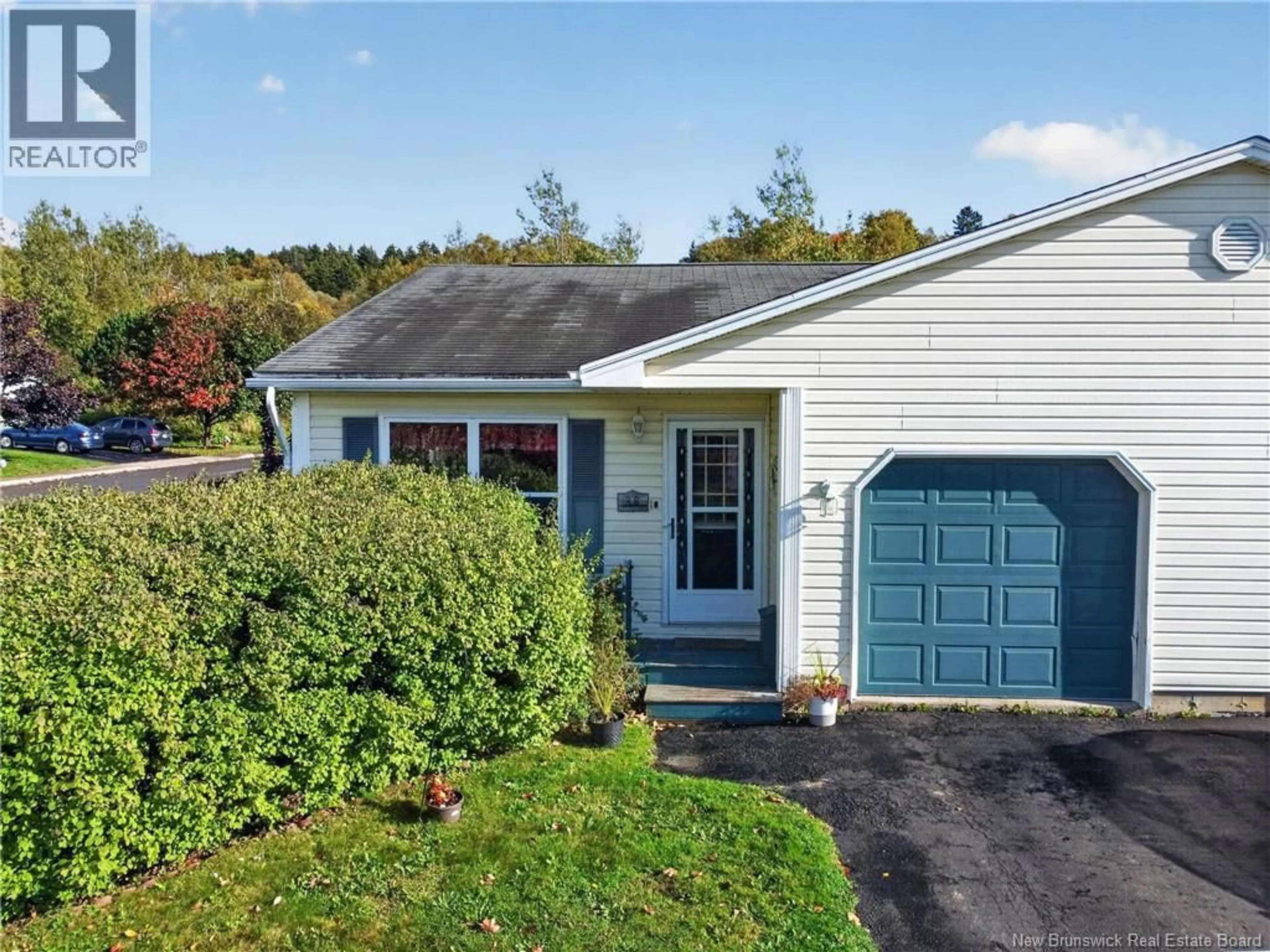 Home with vinyl exterior material, street for 38 THISTLE STREET, Saint John New Brunswick E2M5T1