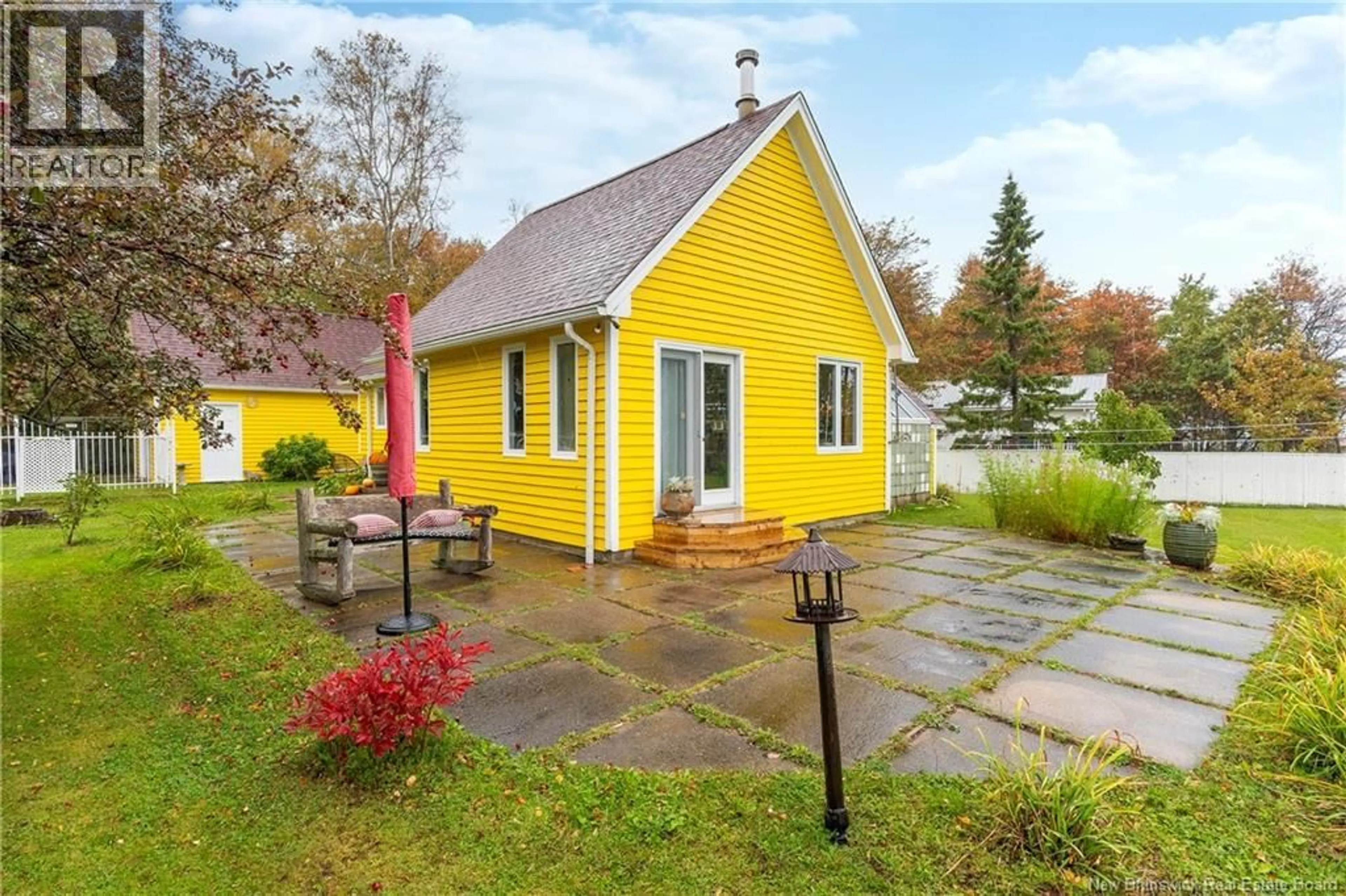 Patio, street for 34 ALLEE BORGETTE, Bas Cap Pele New Brunswick E4N3B1