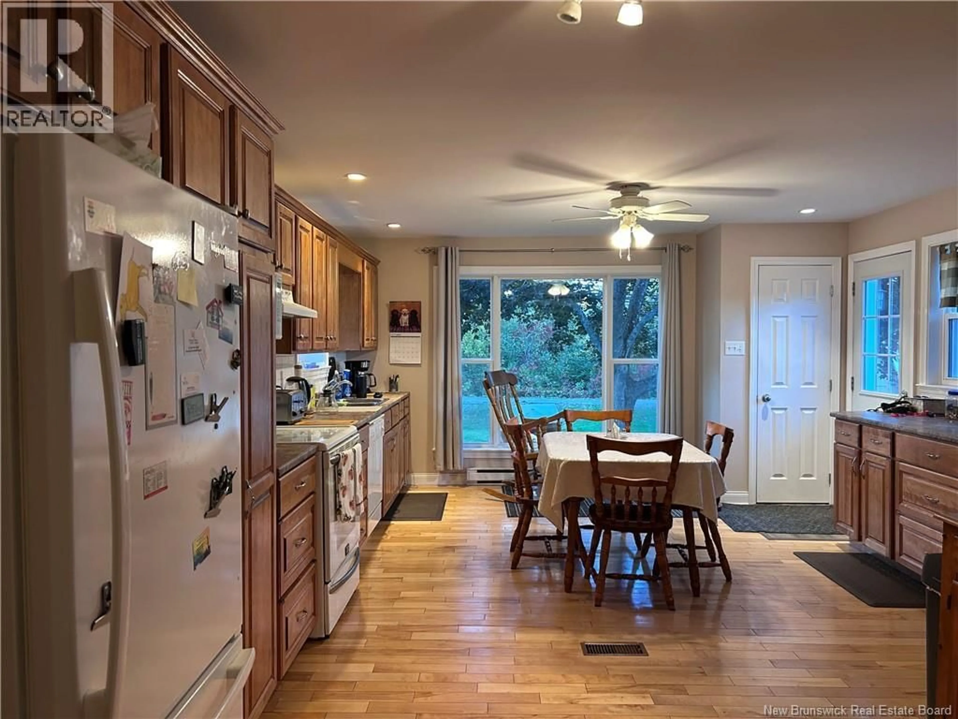 Open concept kitchen, unknown for 430 GARDINER STREET, Oromocto New Brunswick E2V1G3
