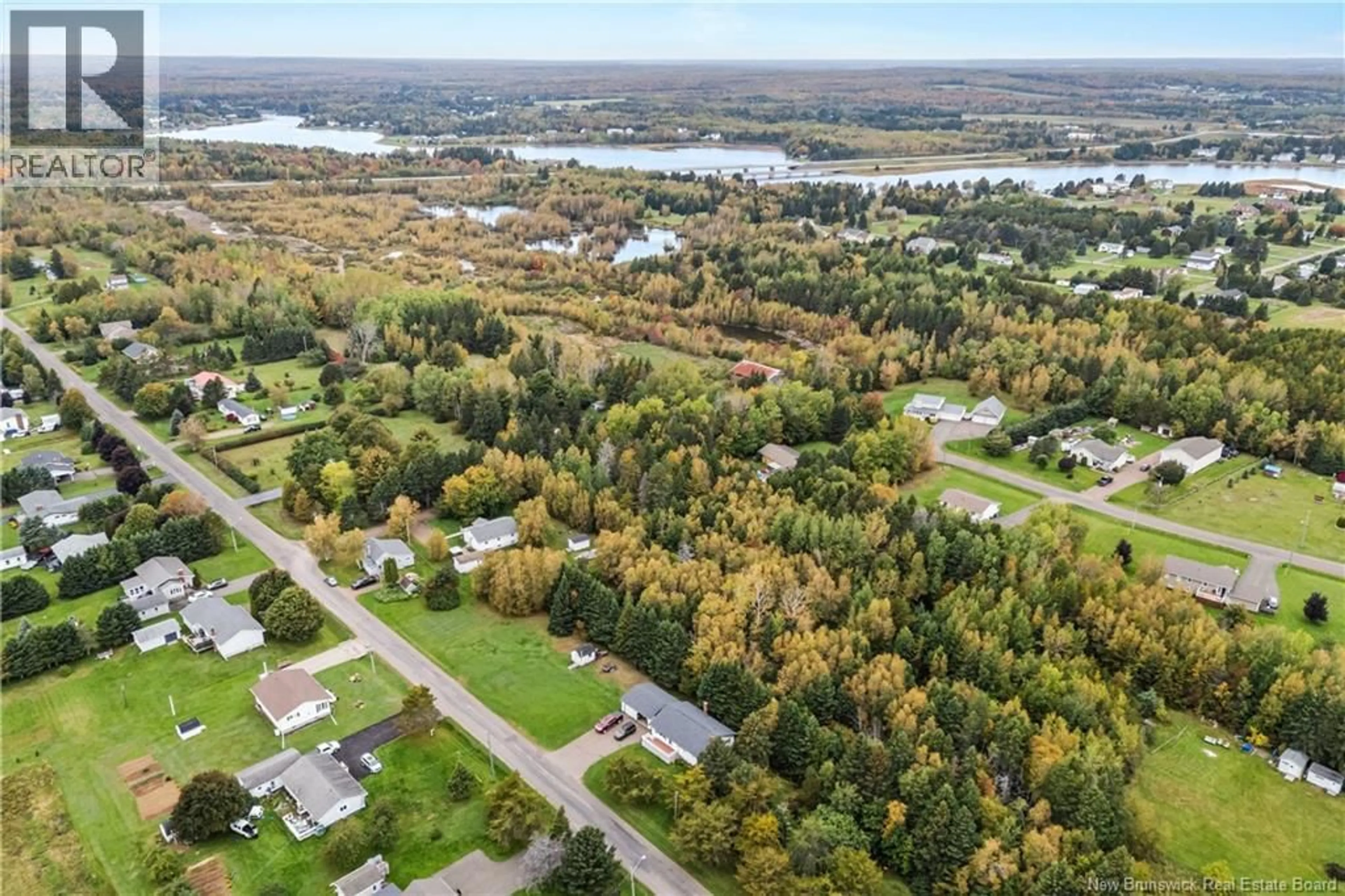 A pic from outside/outdoor area/front of a property/back of a property/a pic from drone, water/lake/river/ocean view for 3 CHEMIN GUEGUEN STREET, Shediac Bridge New Brunswick E4R1K1