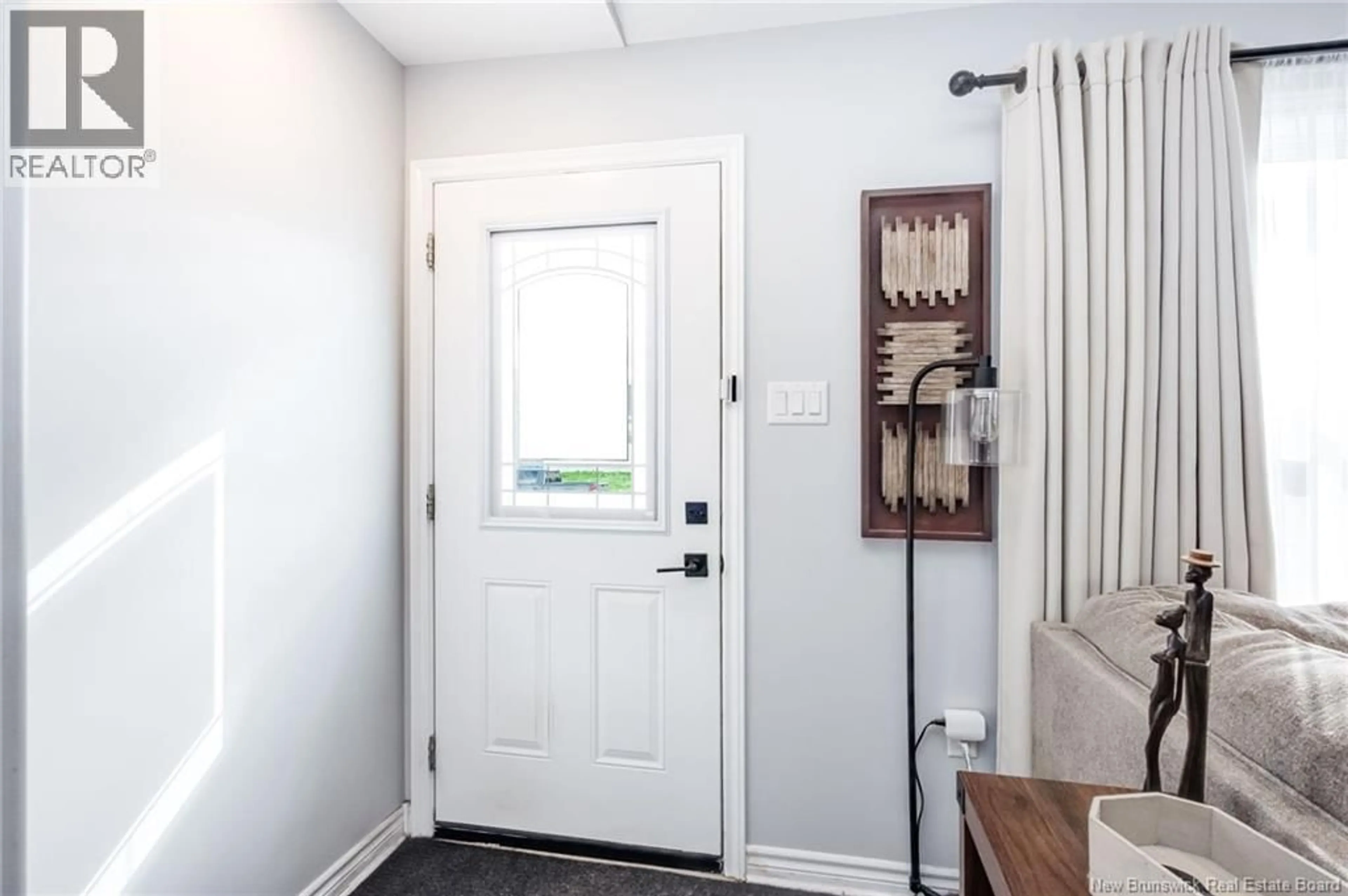 Indoor entryway for 31 KAPPA AVENUE, Saint John New Brunswick E2E5X4