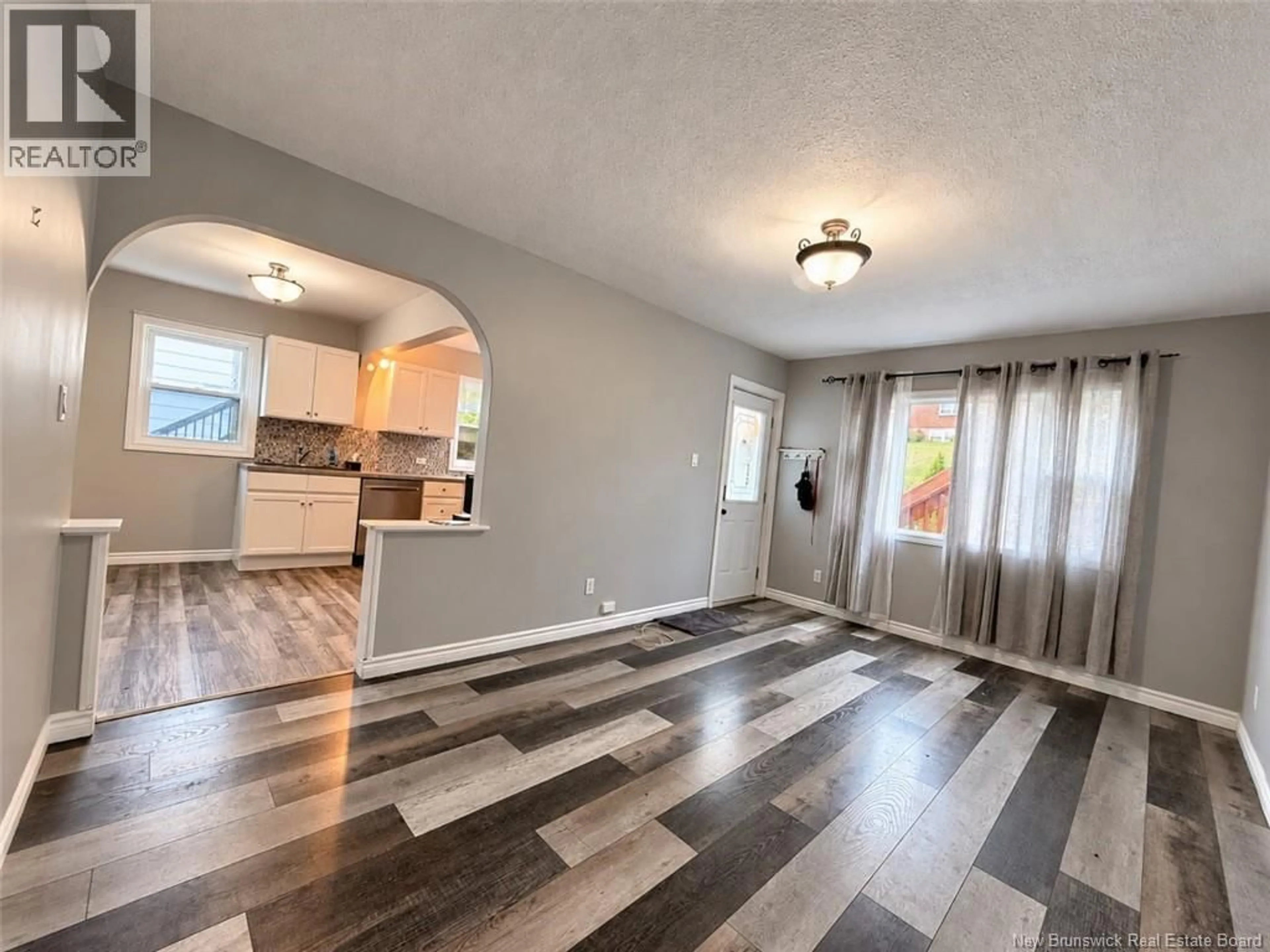 Open concept kitchen, unknown for 333 VICTORIA STREET, Dalhousie New Brunswick E8C2T7