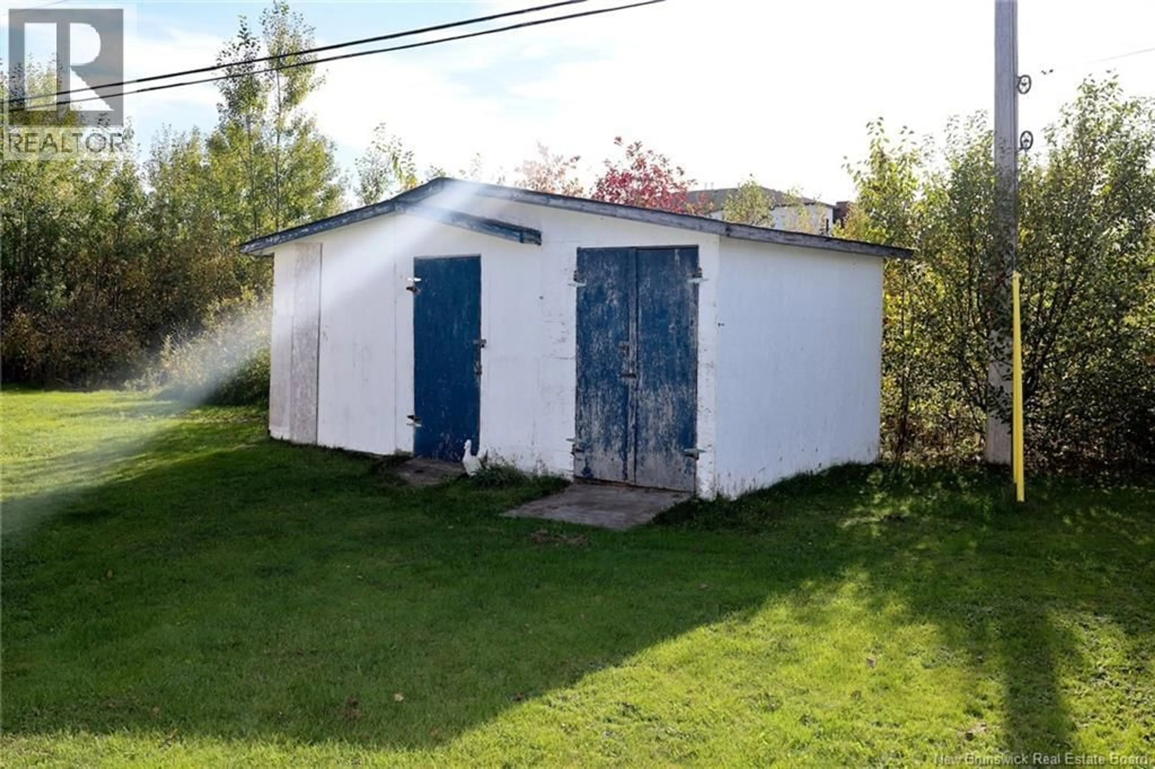 Shed for 683 ROUTE 133, Shediac New Brunswick E4P4Z9
