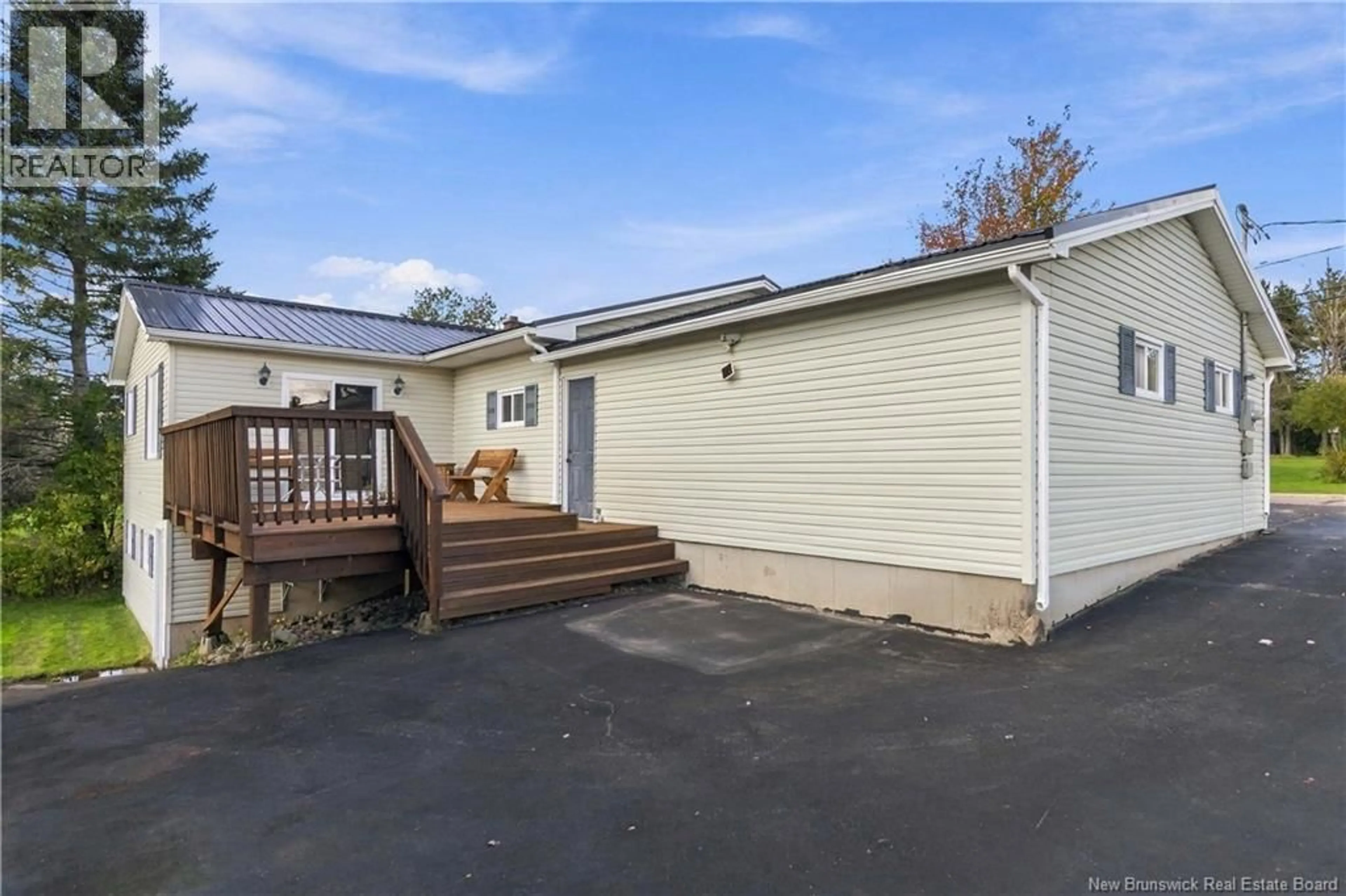 Unknown for 184 BRANCH STREET, Moncton New Brunswick E1A4Y1