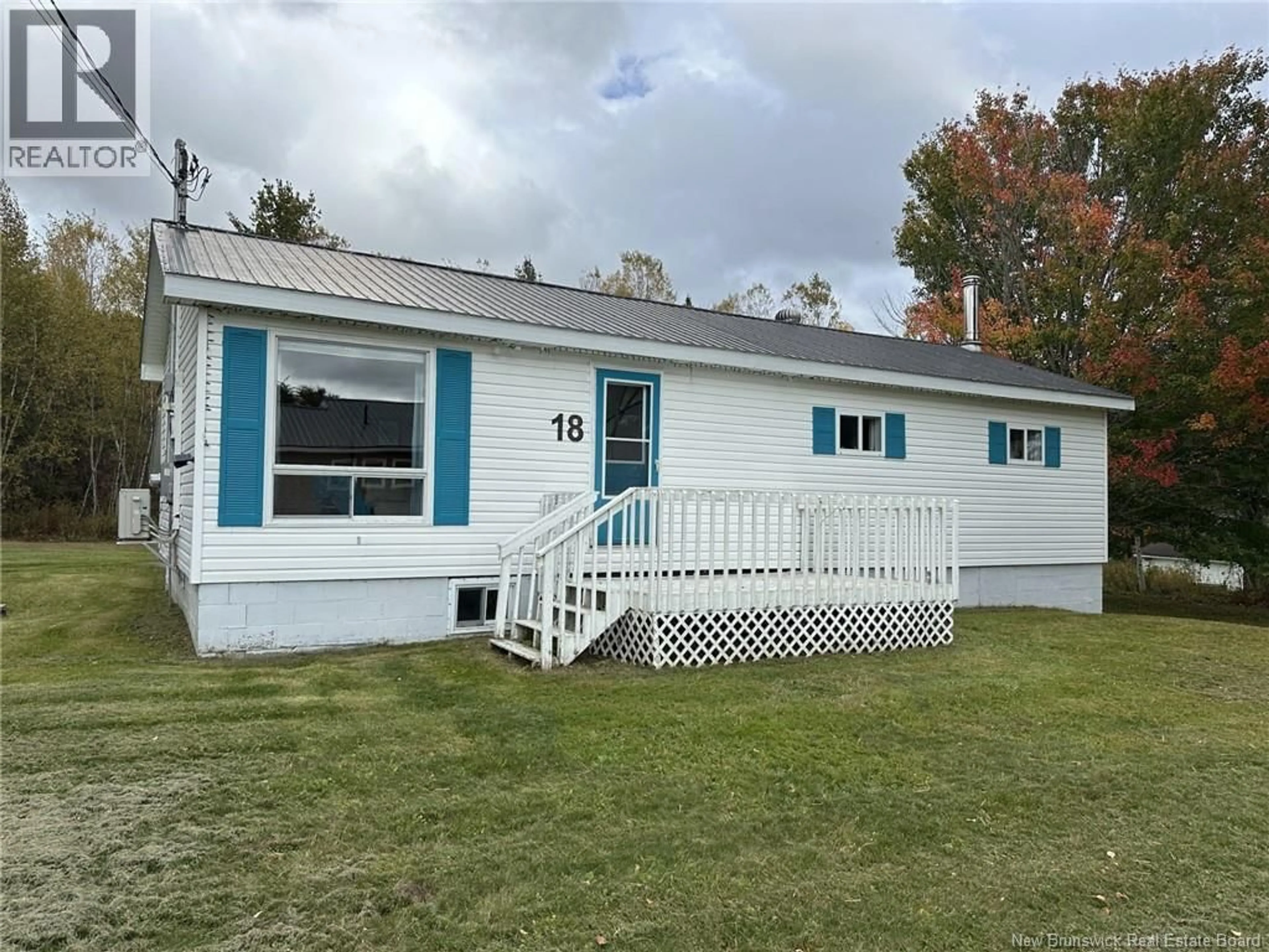 Home with vinyl exterior material, water/lake/river/ocean view for 18 HAZELTON ROAD, Doaktown New Brunswick E9C1N6