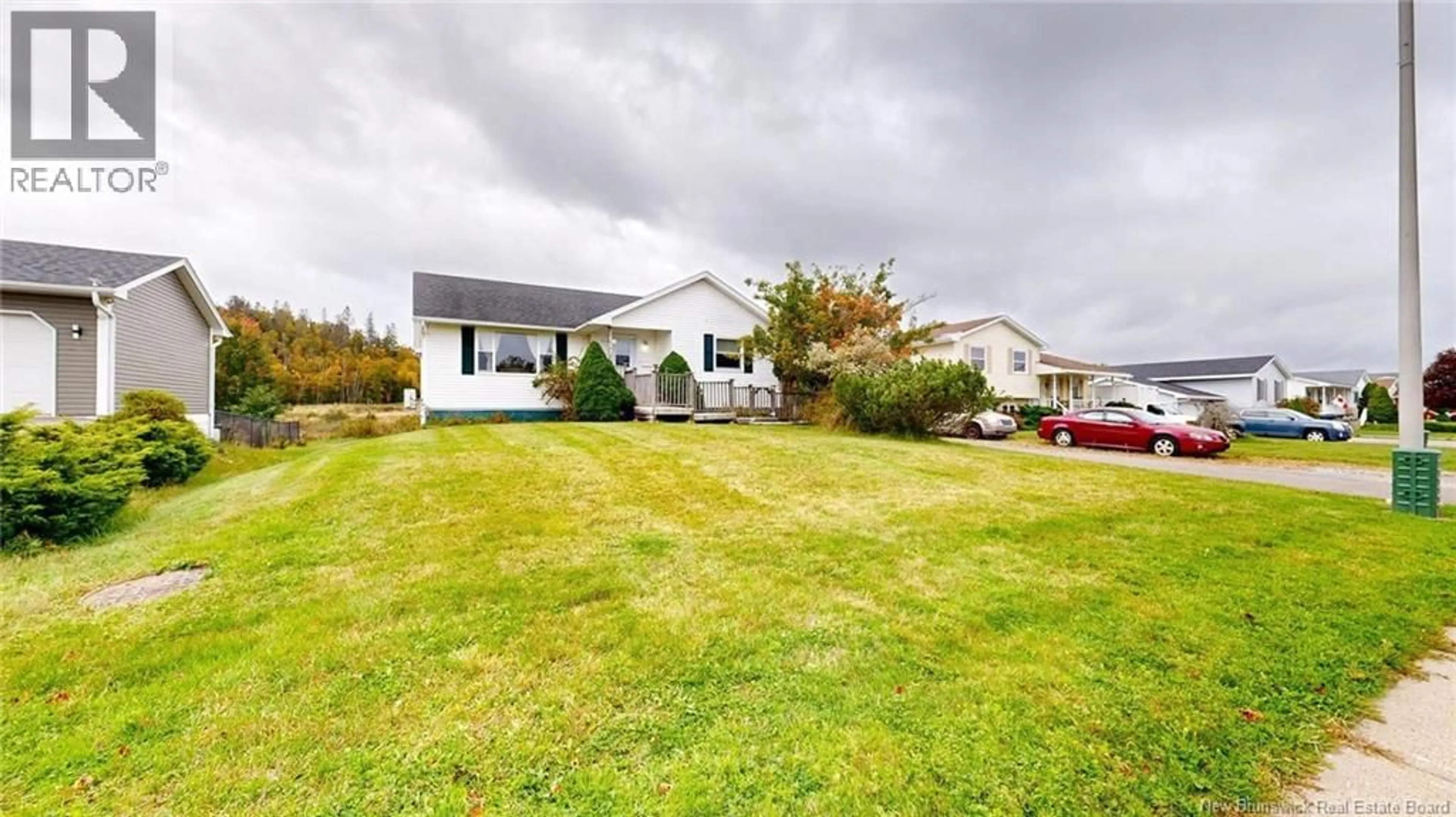A pic from outside/outdoor area/front of a property/back of a property/a pic from drone, unknown for 263 BOARS HEAD ROAD, Saint John New Brunswick E2K5B9