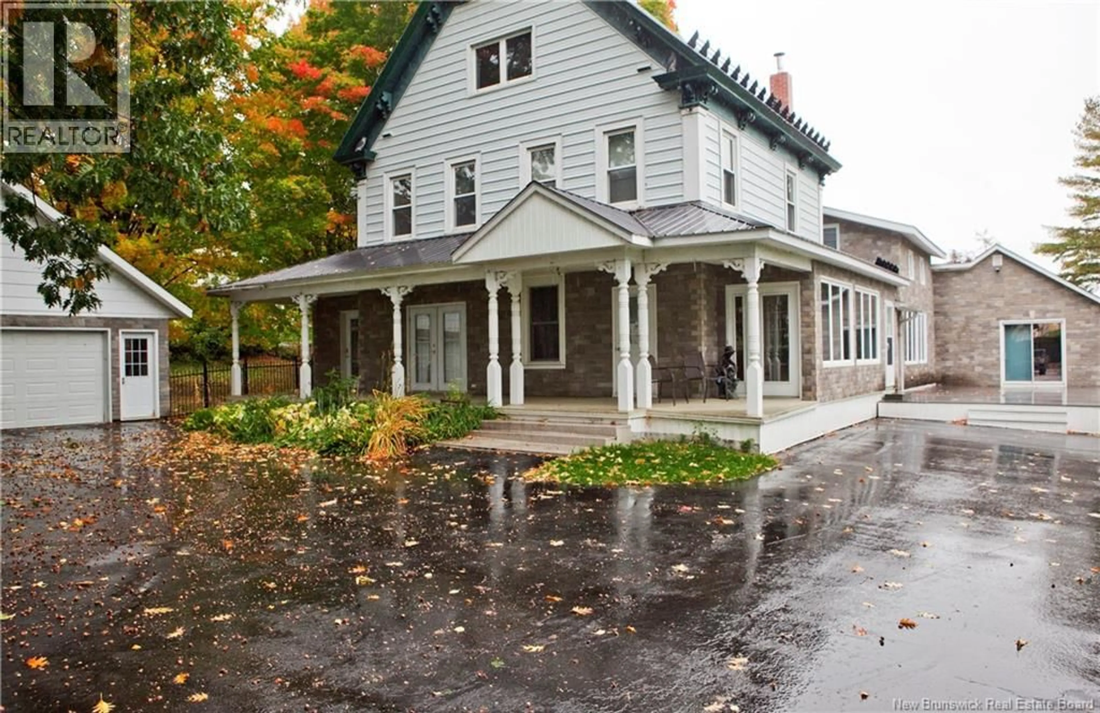Patio, street for 113 REGENT STREET, Woodstock New Brunswick E7M5Z6