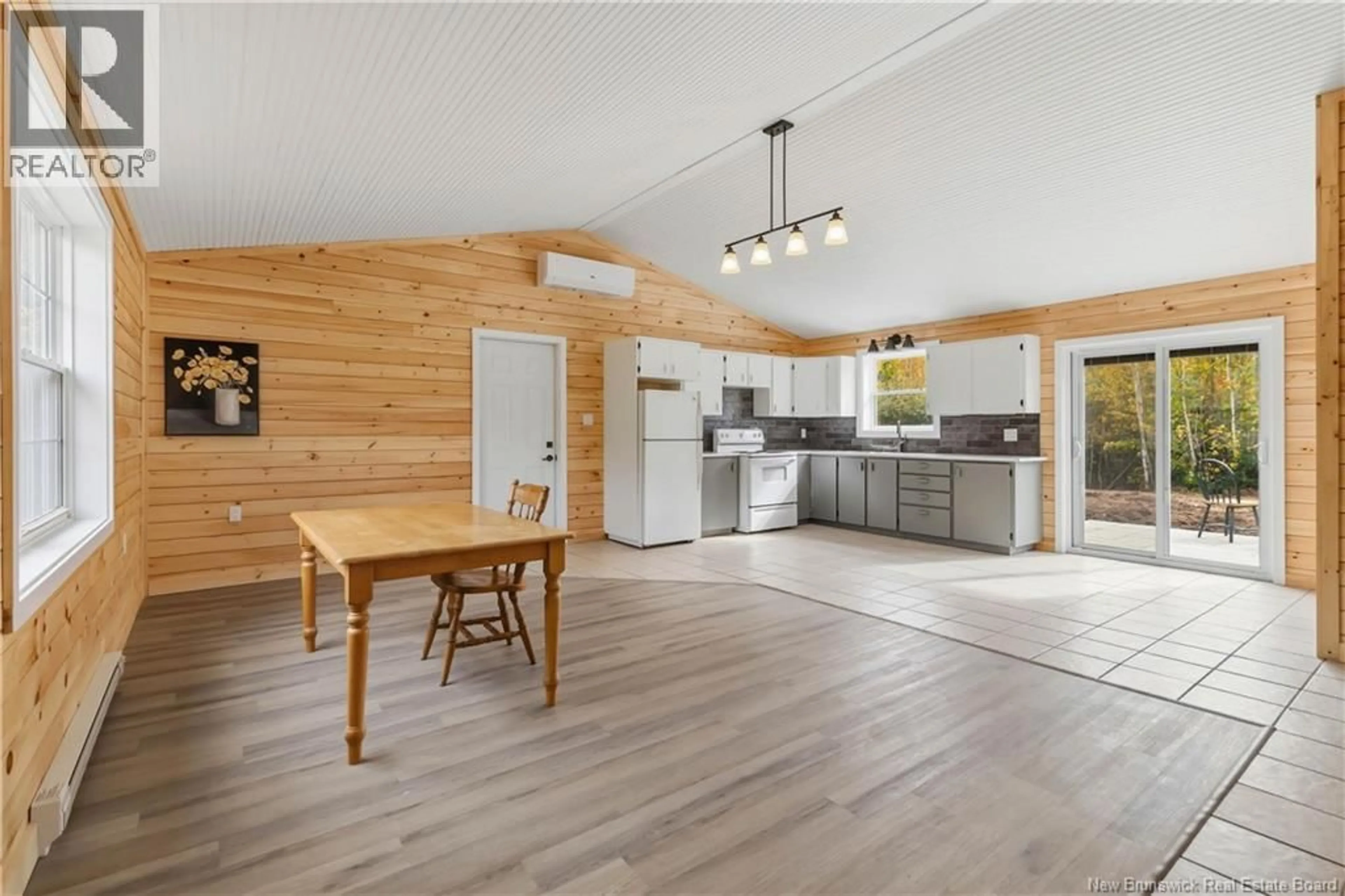 Open concept kitchen, wood/laminate floor for 257 MACDOUGALL, MacDougall Settlement New Brunswick E1H3G4