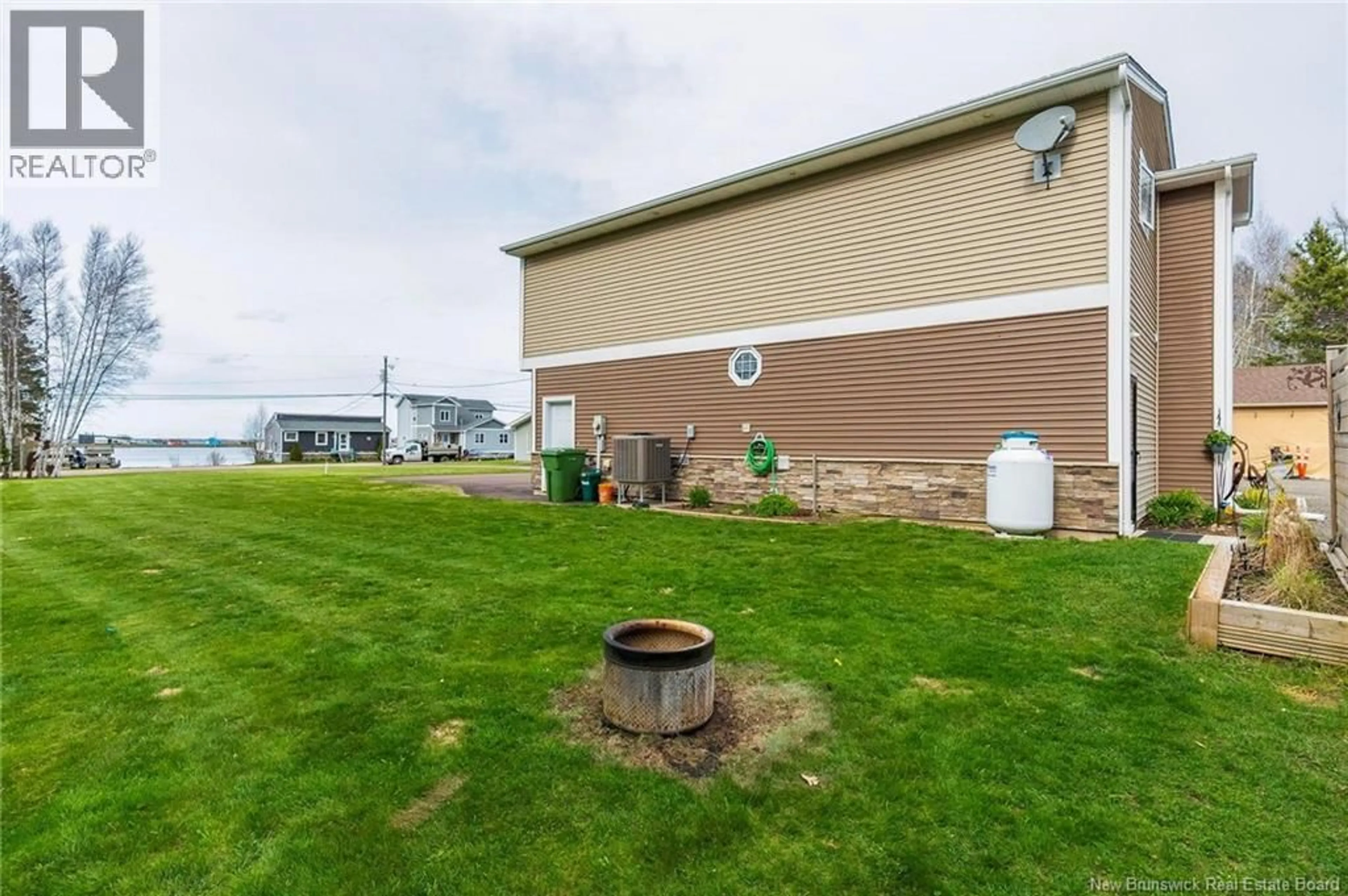 Patio, water/lake/river/ocean view for 355 CORNWALL ROAD, Shediac New Brunswick E4P1N9