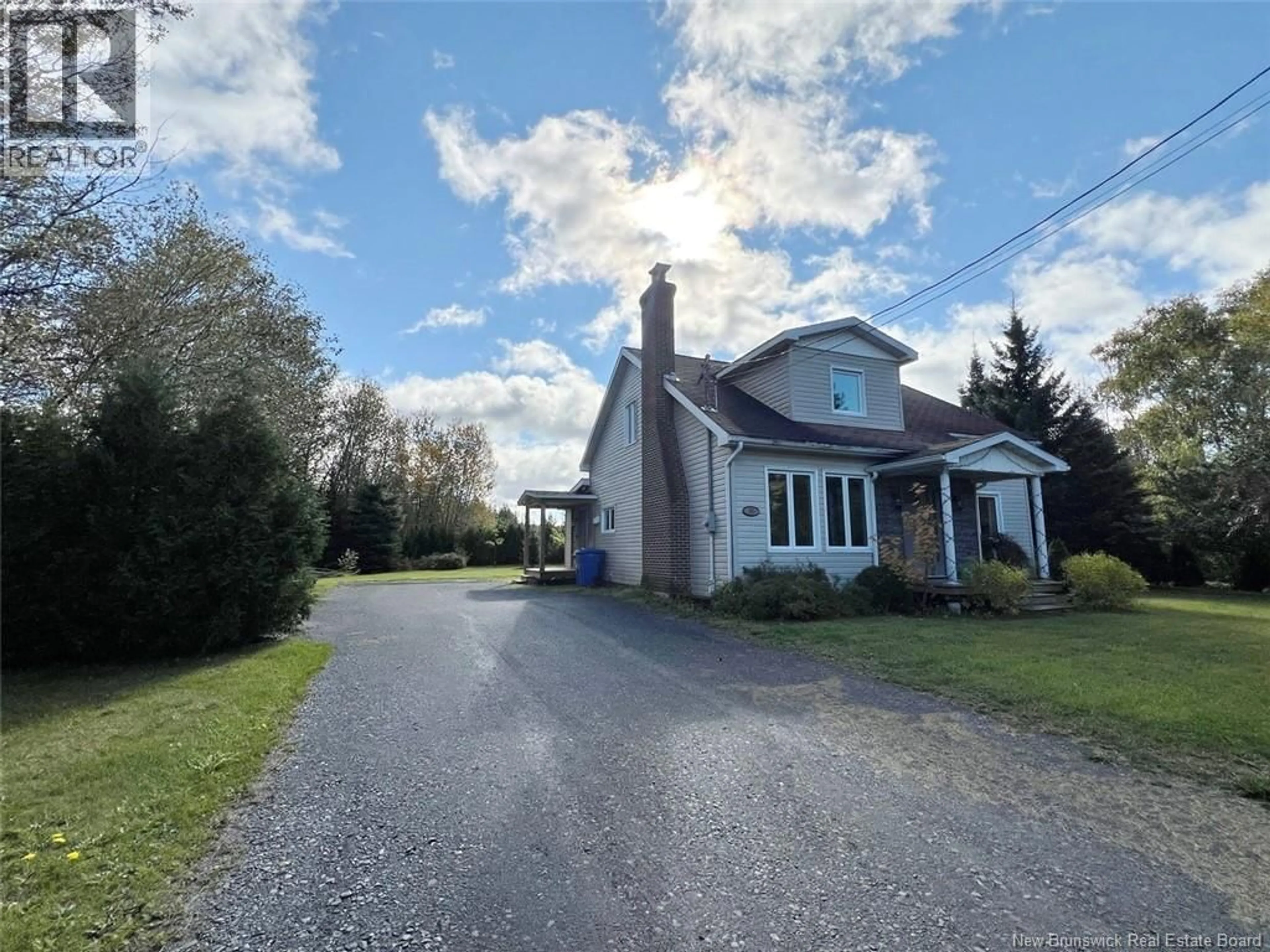 A pic from outside/outdoor area/front of a property/back of a property/a pic from drone, street for 30 HUBERT STREET, Edmundston New Brunswick E3V0B6
