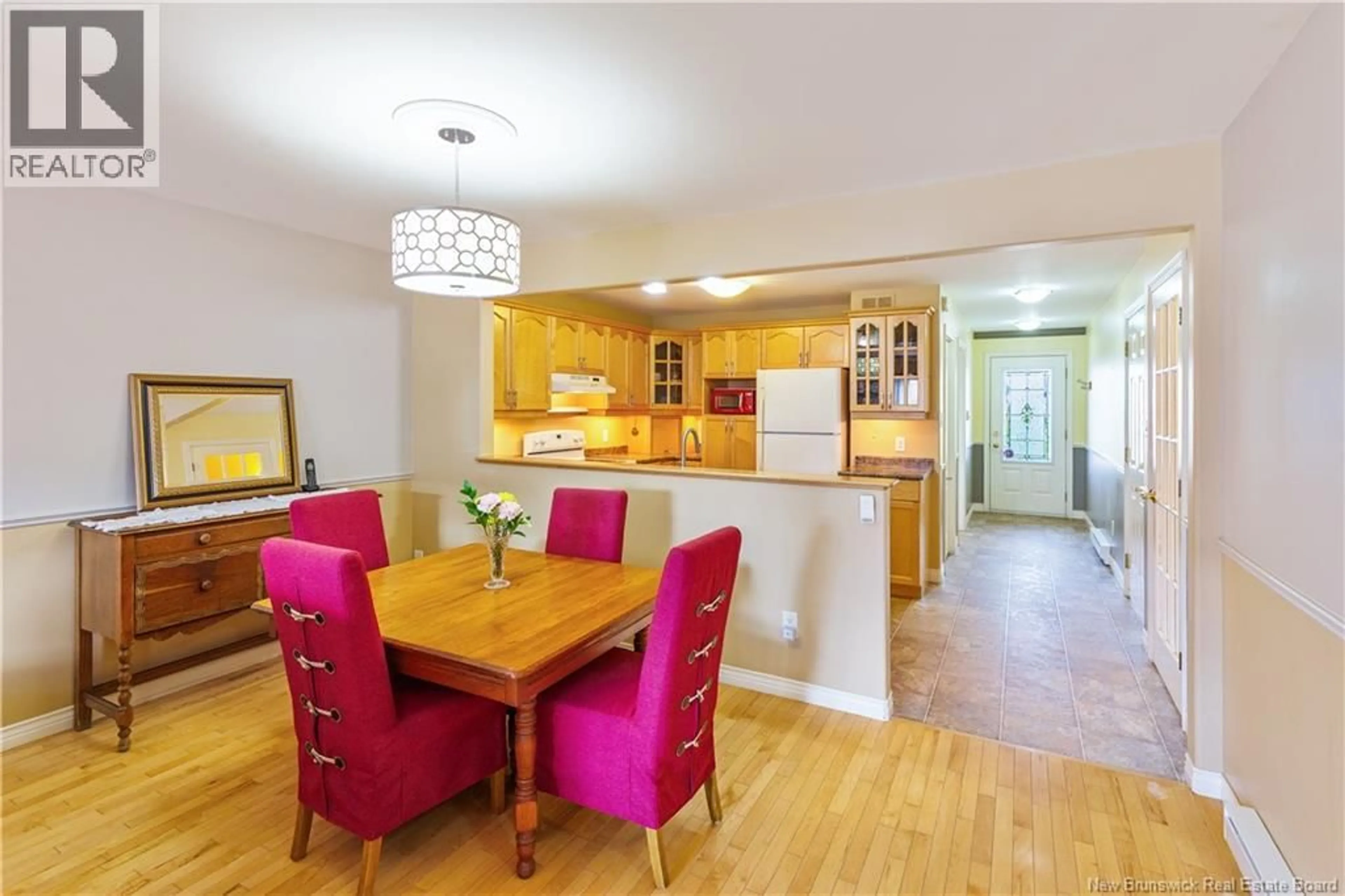 Open concept kitchen, wood/laminate floor for 43 DOMÉTHILDE CRESCENT, Dieppe New Brunswick E1A7R4