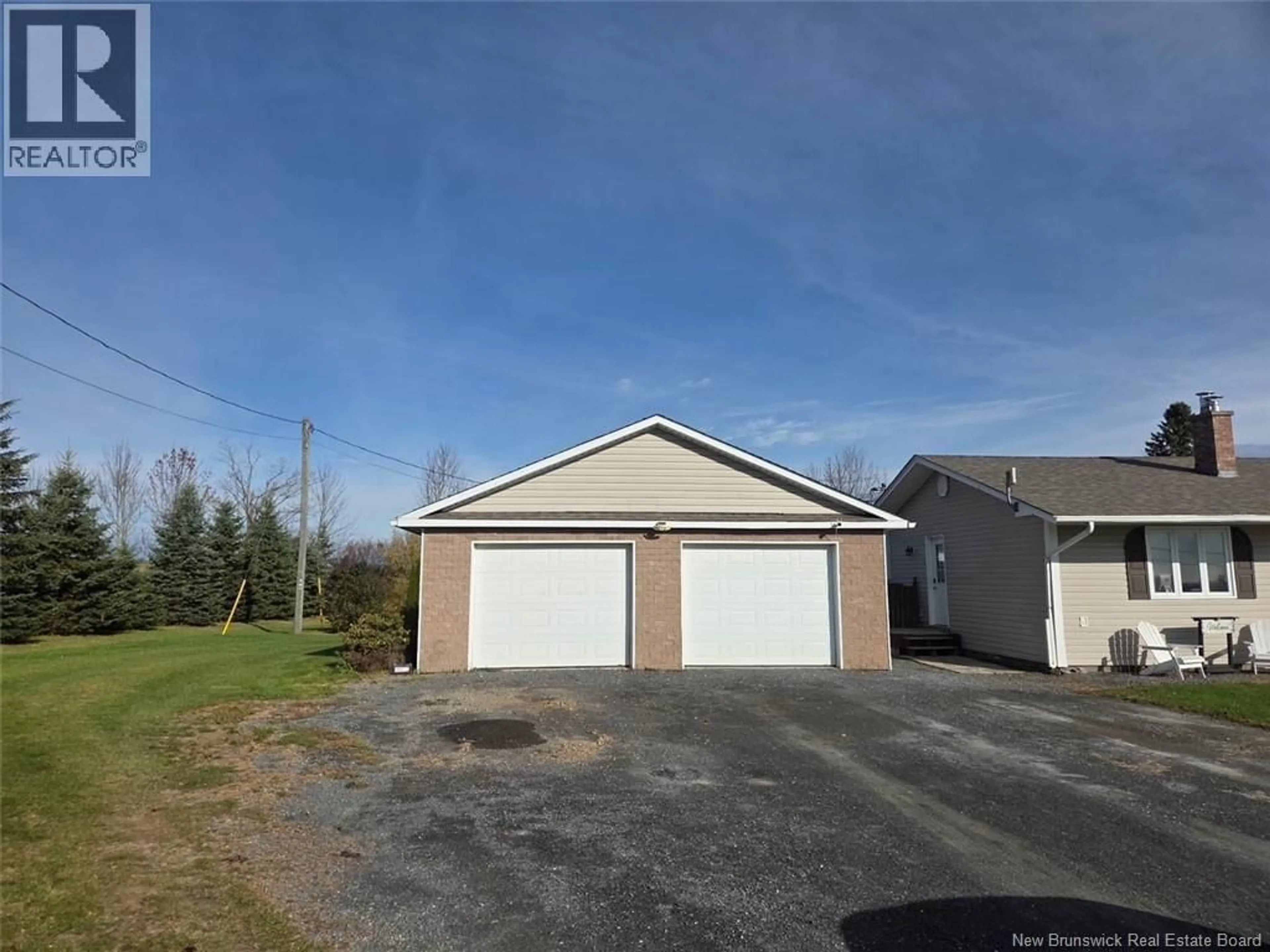 Indoor garage for 18 HILLSIDE STREET, Hartford New Brunswick E7M5R3