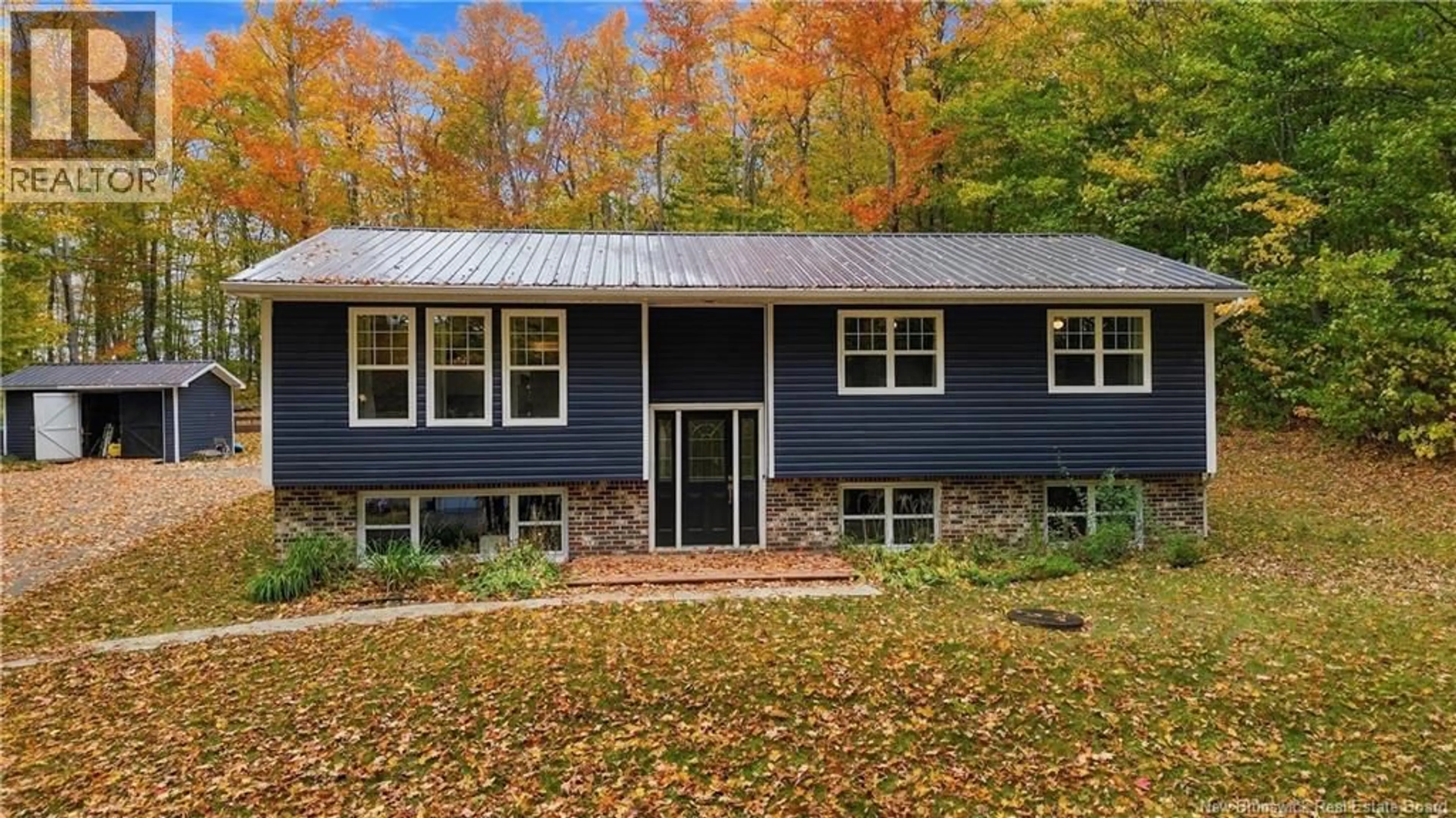 Home with vinyl exterior material, unknown for 21 MOUNTAIN VIEW CRESCENT, Oakland New Brunswick E7L2V9