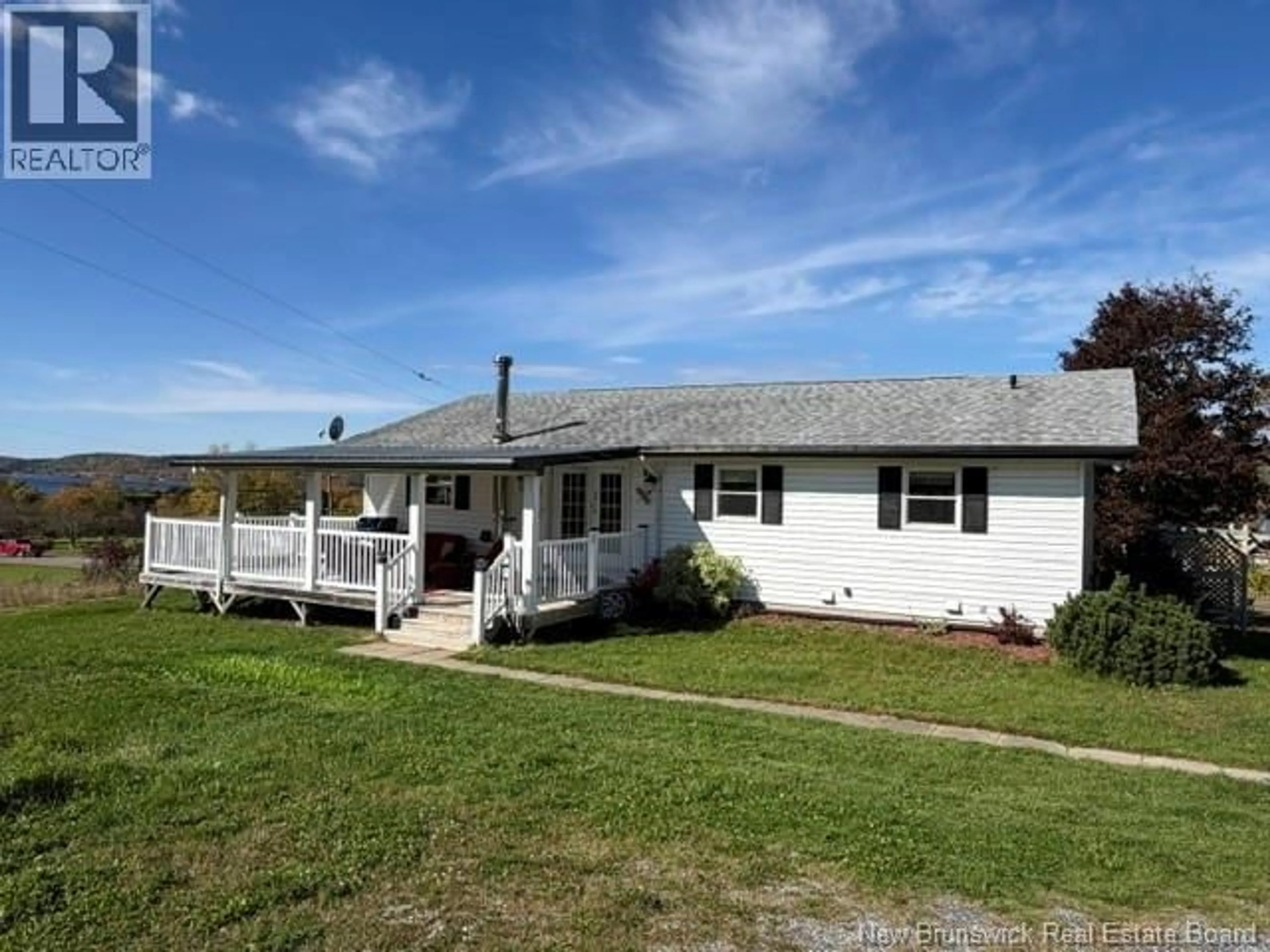 A pic from outside/outdoor area/front of a property/back of a property/a pic from drone, water/lake/river/ocean view for 1310 ROUTE 850, Kiersteadville New Brunswick E5T3N5