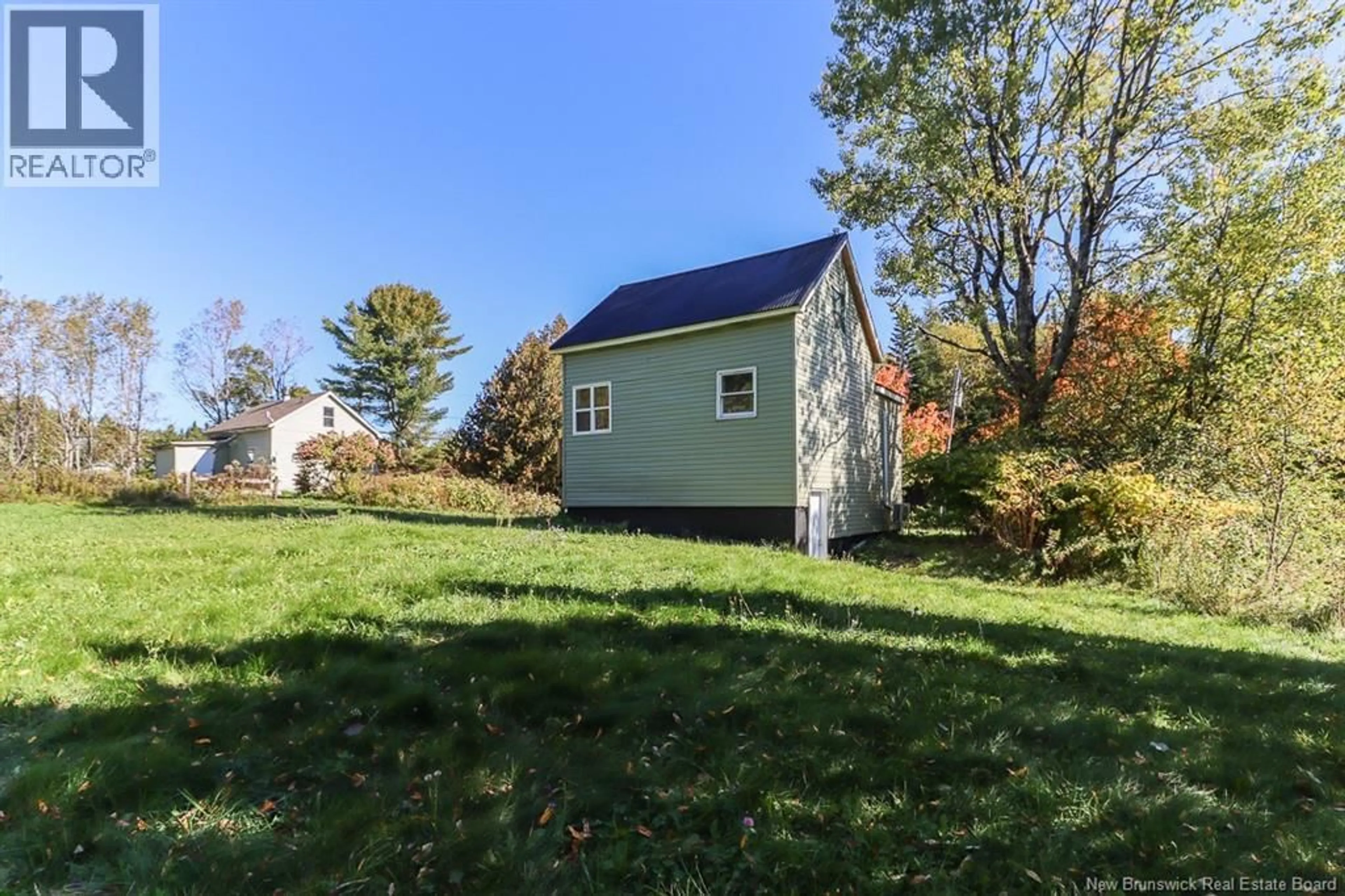 Shed for 2175 ROUTE 825, Fairfield New Brunswick E5R1X8