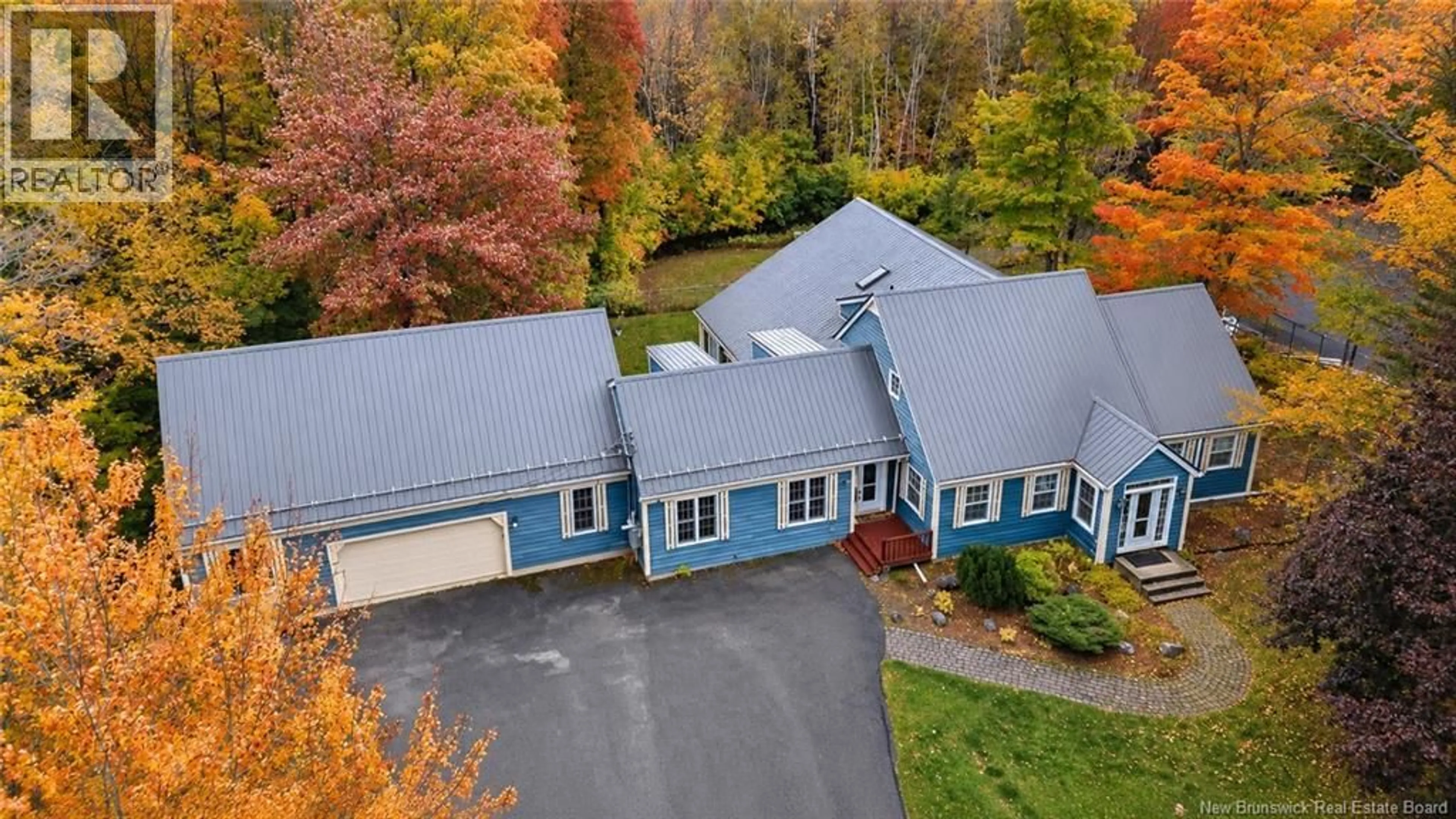 A pic from outside/outdoor area/front of a property/back of a property/a pic from drone, unknown for 76 ISLAND VIEW DRIVE, Douglas New Brunswick E3G7R5