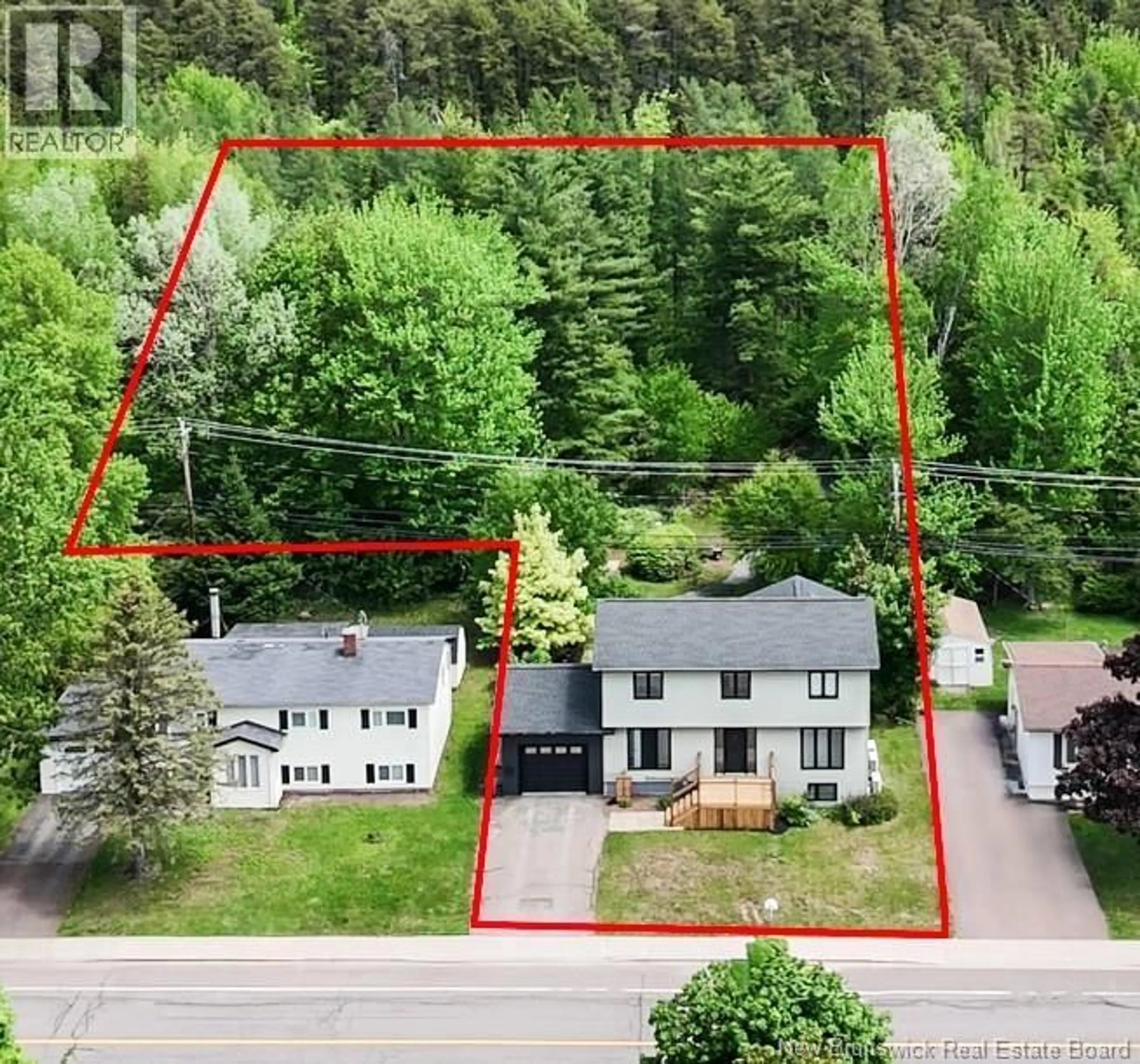 A pic from outside/outdoor area/front of a property/back of a property/a pic from drone, street for 296 BUCKINGHAM AVENUE, Riverview New Brunswick E1B2P2