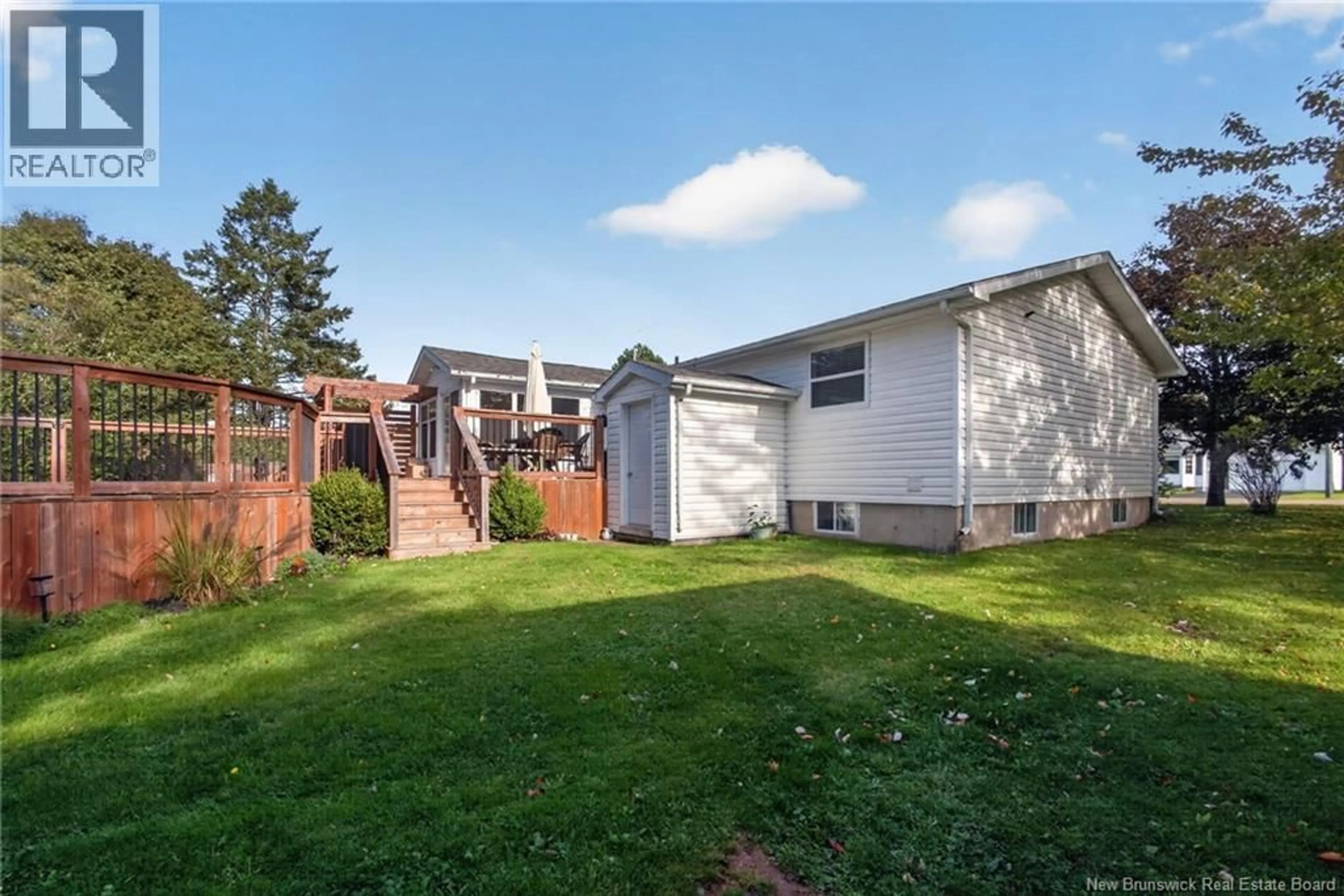 A pic from outside/outdoor area/front of a property/back of a property/a pic from drone, unknown for 21 CHAMPLAIN, Bouctouche New Brunswick E4S2Y7