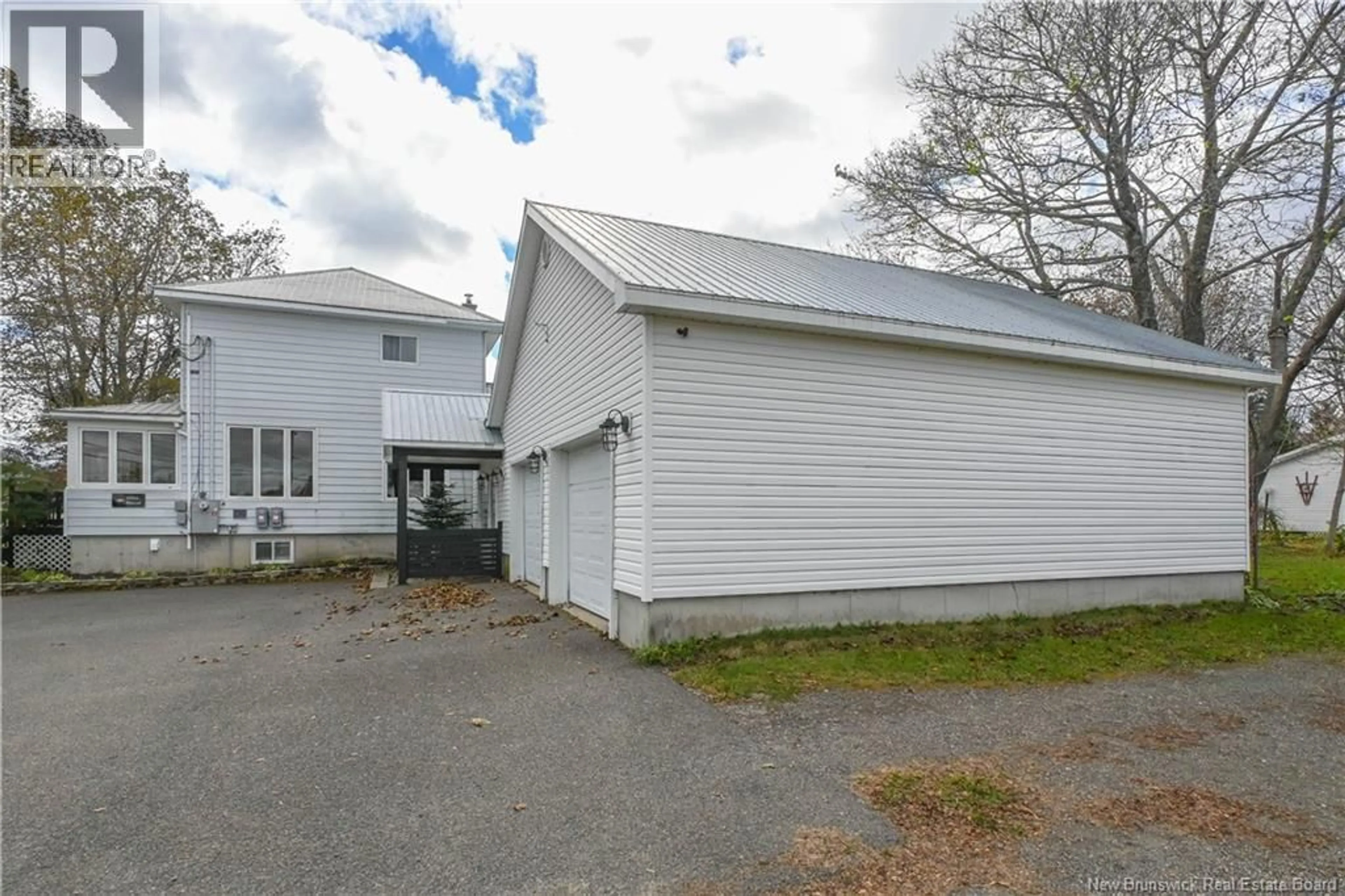 Unknown for 4199 PRINCIPALE STREET, Tracadie New Brunswick E1X1B9