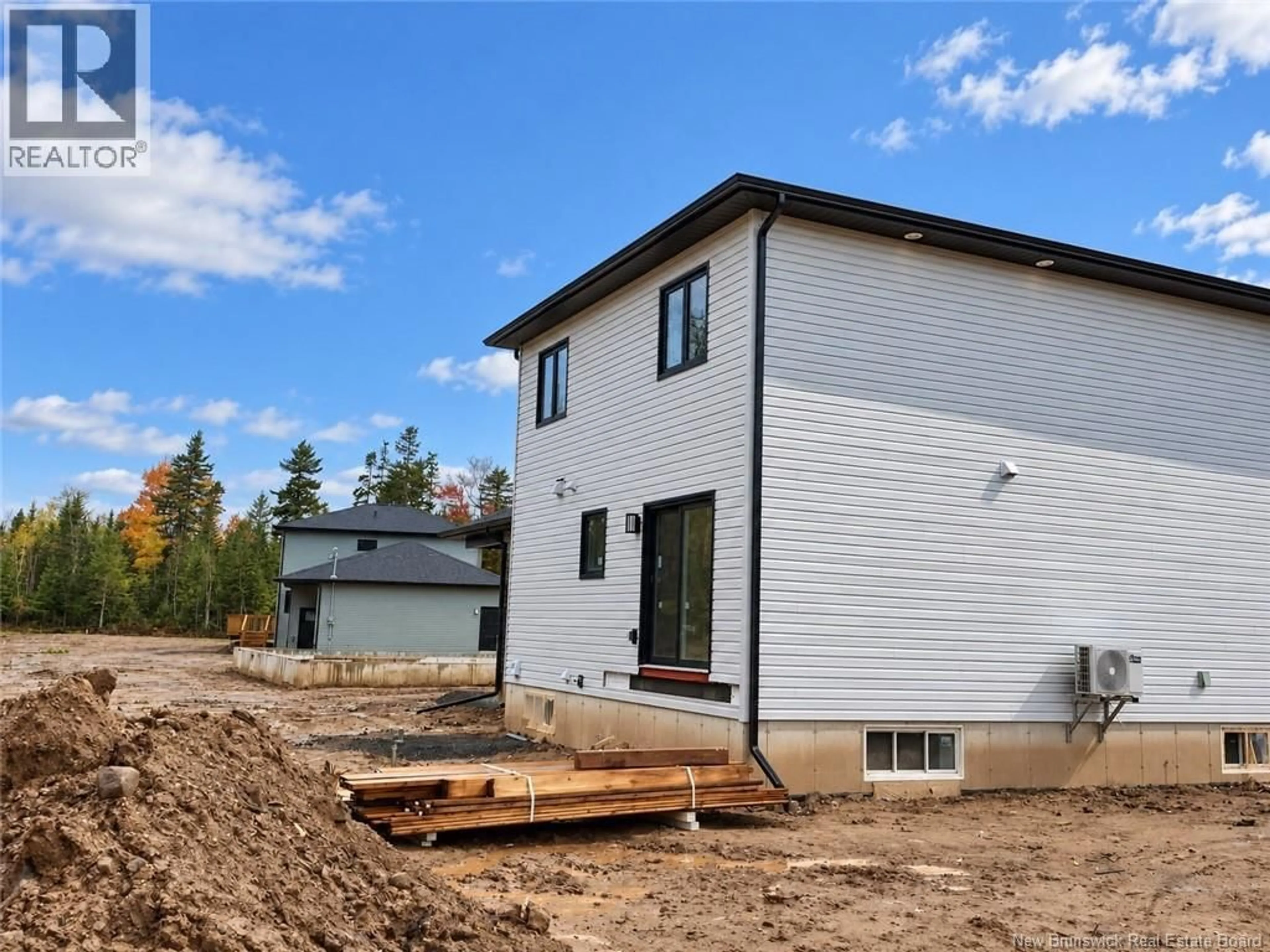 Home with vinyl exterior material, building for 196 CARRINGTON DRIVE, Riverview New Brunswick E1B5E8