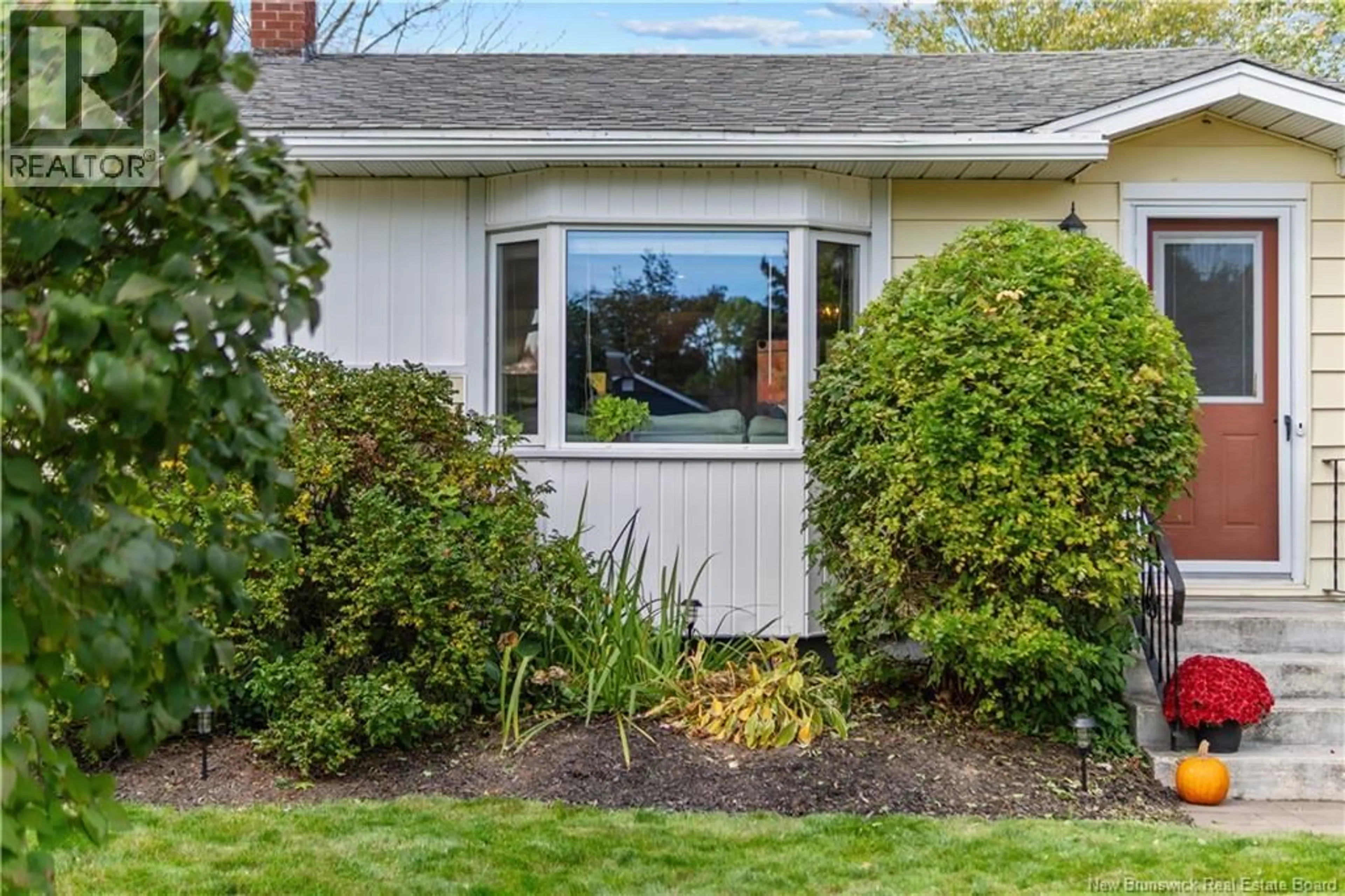Home with vinyl exterior material, street for 35 LINDSAY STREET, Riverview New Brunswick E1B2Z9