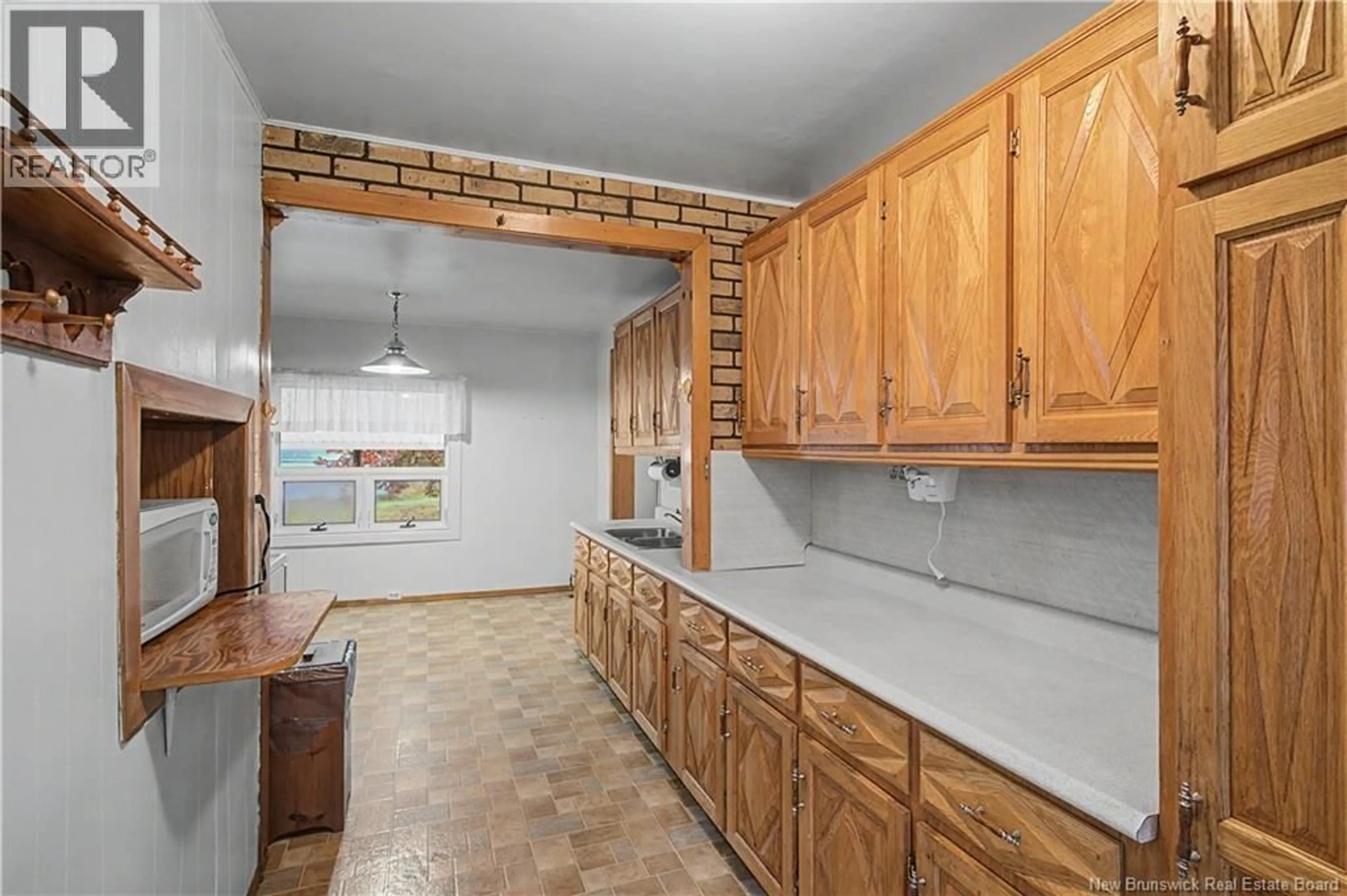 Standard kitchen, ceramic/tile floor for 732 HWY 435, Maple Glen New Brunswick E1V4X2