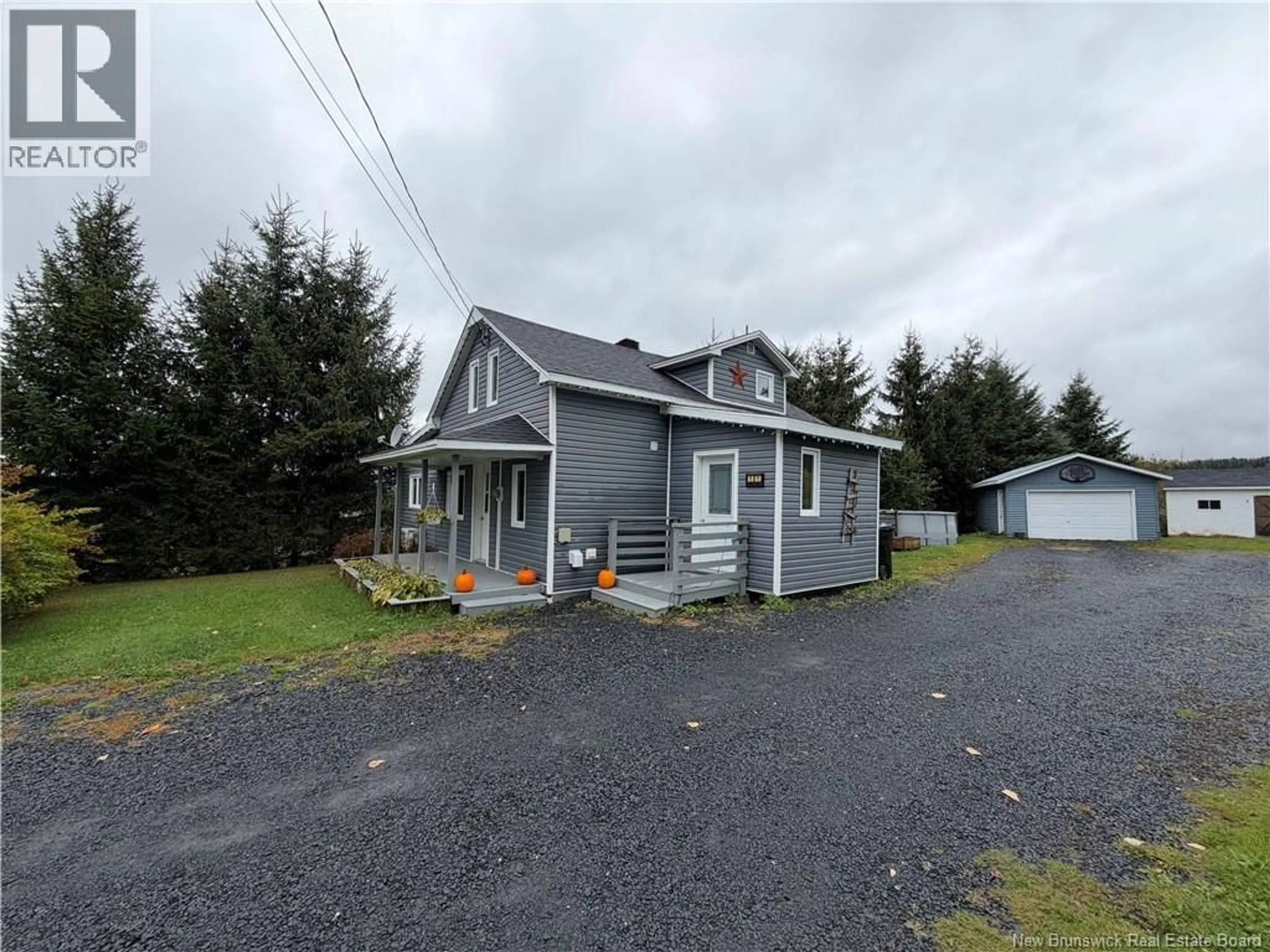 A pic from outside/outdoor area/front of a property/back of a property/a pic from drone, unknown for 101 CH DESCHÊNES STREET, Sainte-Anne-De-Madawaska New Brunswick E7E1P4