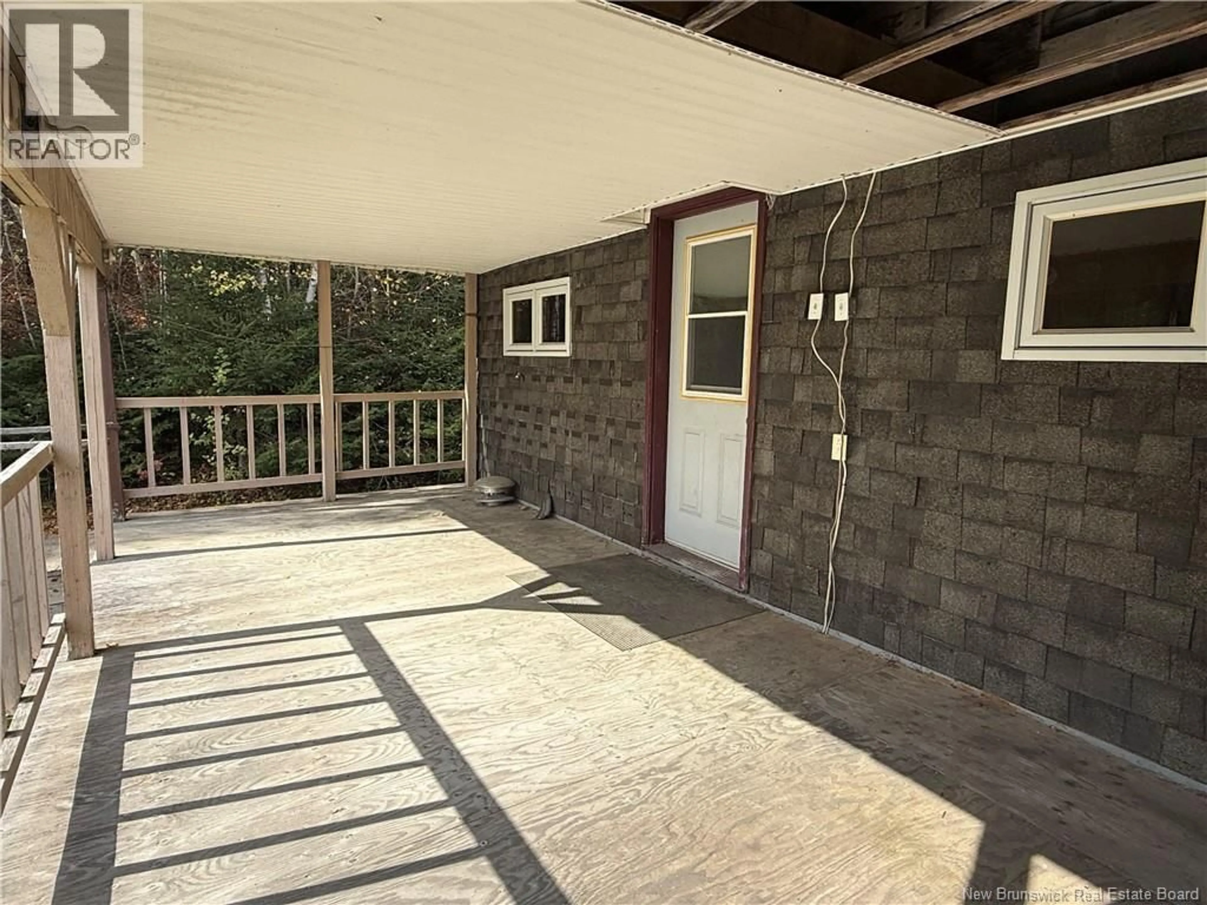 Indoor foyer for 2109 WEST RIVER ROAD, Morrell Siding New Brunswick E3Z2A1