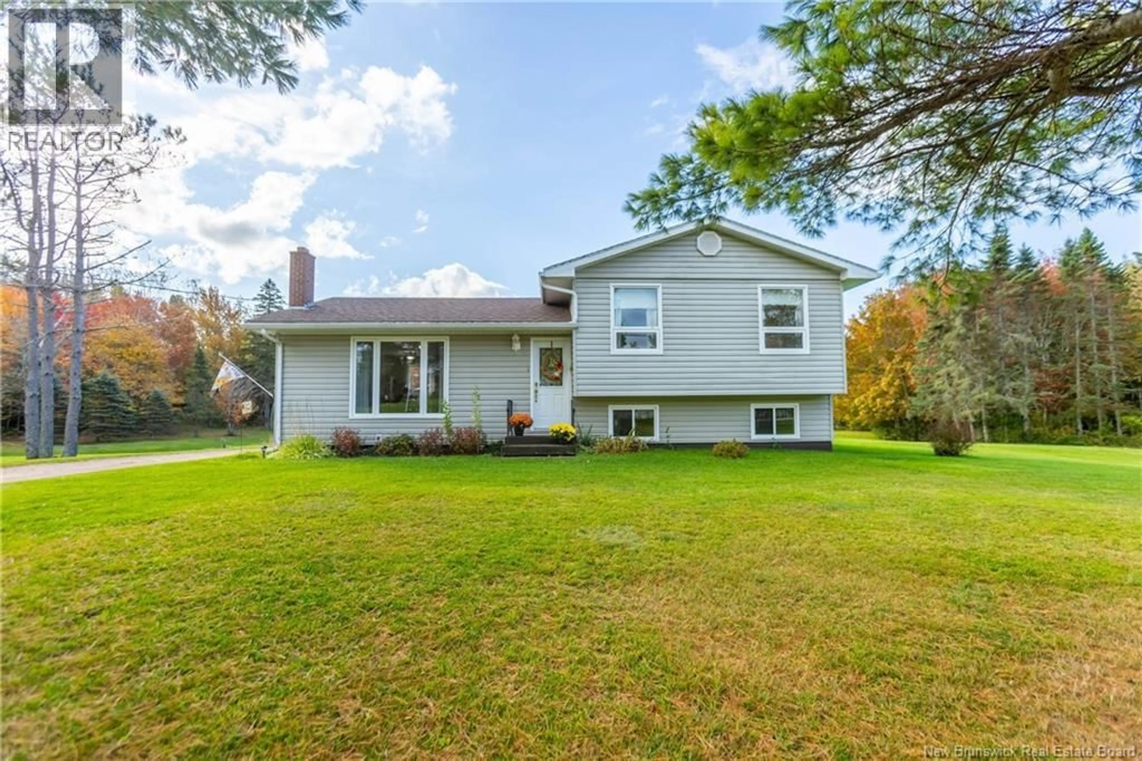 Home with vinyl exterior material, street for 166 MOUNT VIEW ROAD, Sackville New Brunswick E4L1N4