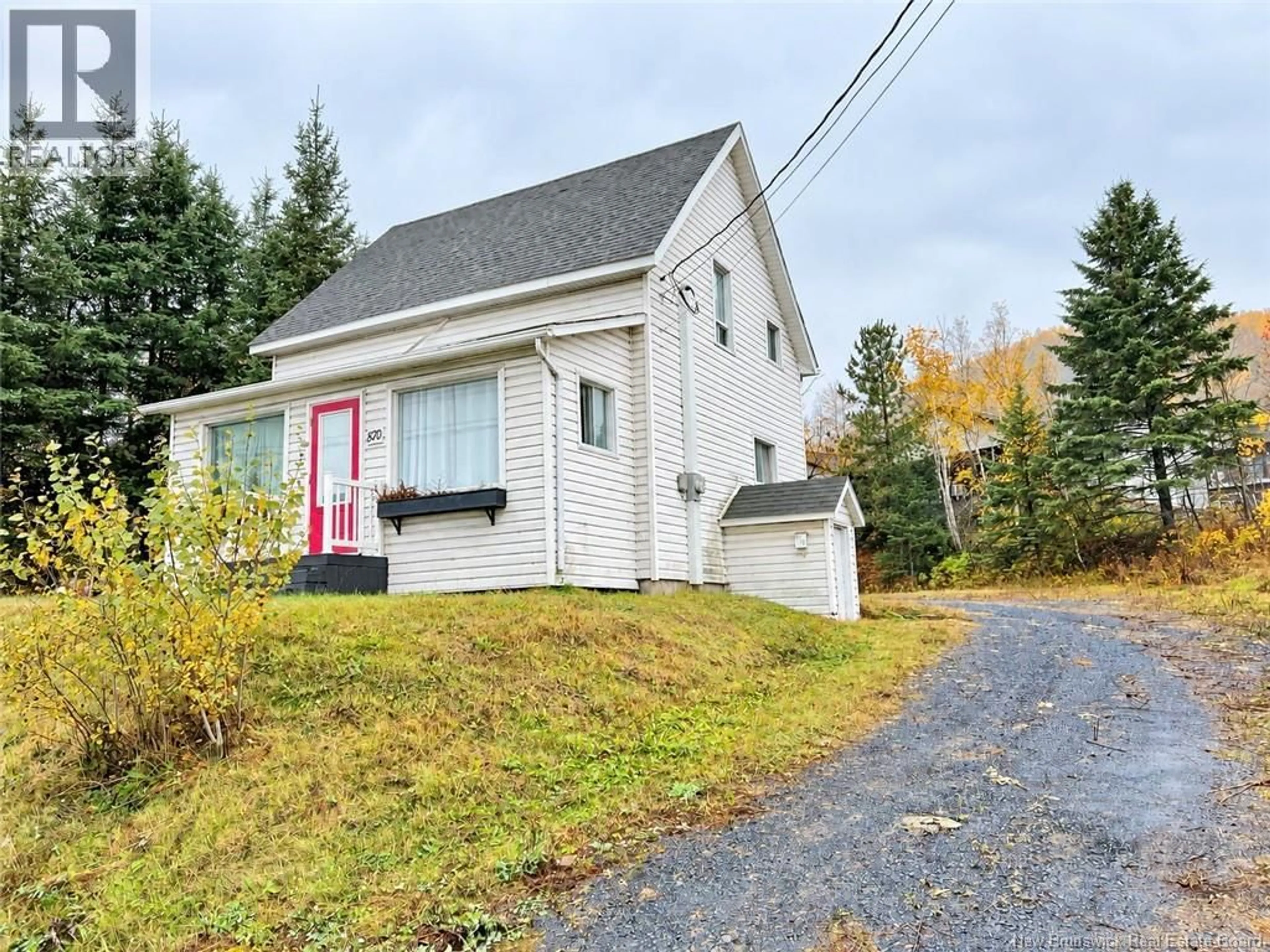 Home with vinyl exterior material, street for 870 CANADA ROAD, Edmundston New Brunswick E3V3X3