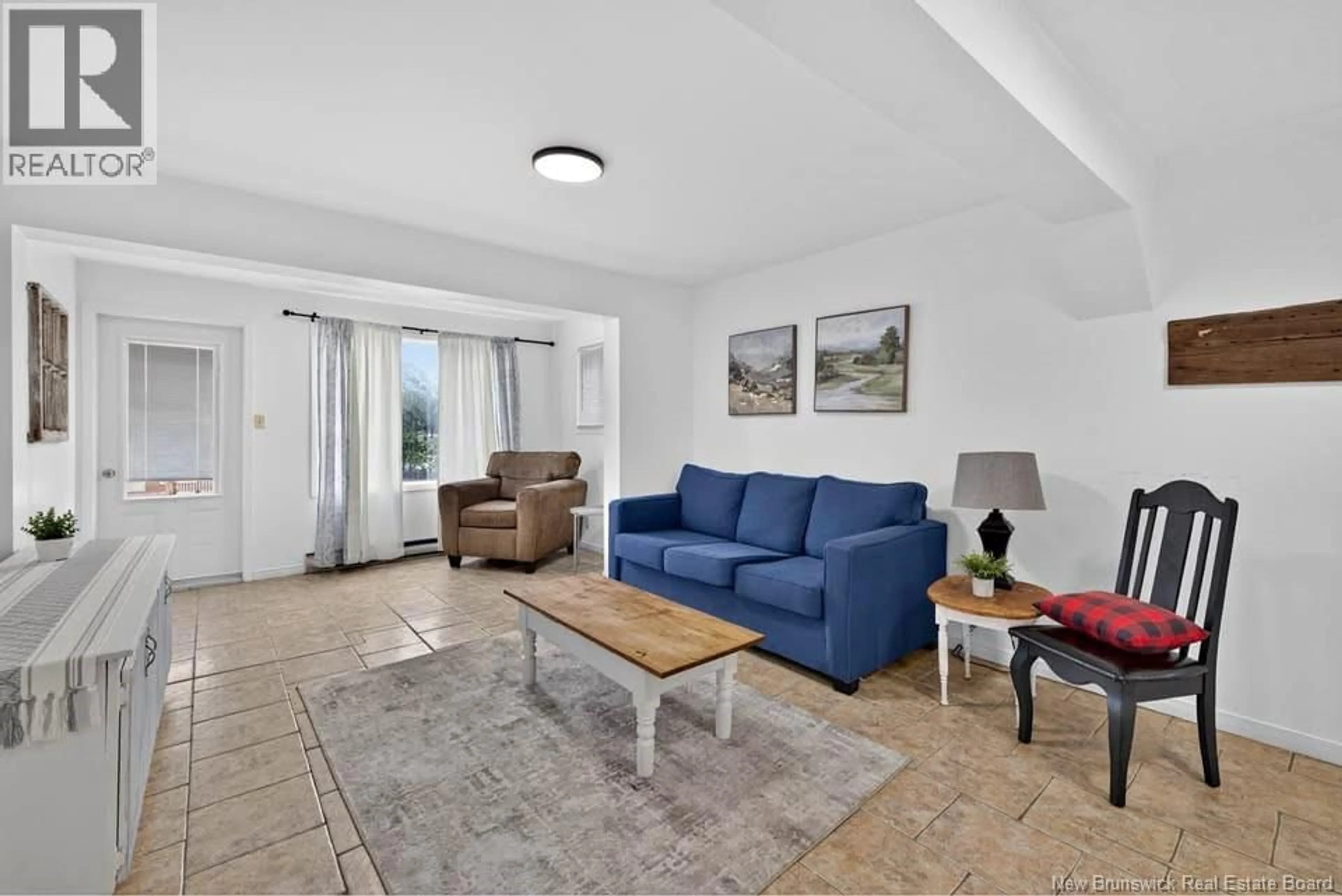 Living room with furniture, unknown for 870 CANADA ROAD, Edmundston New Brunswick E3V3X3
