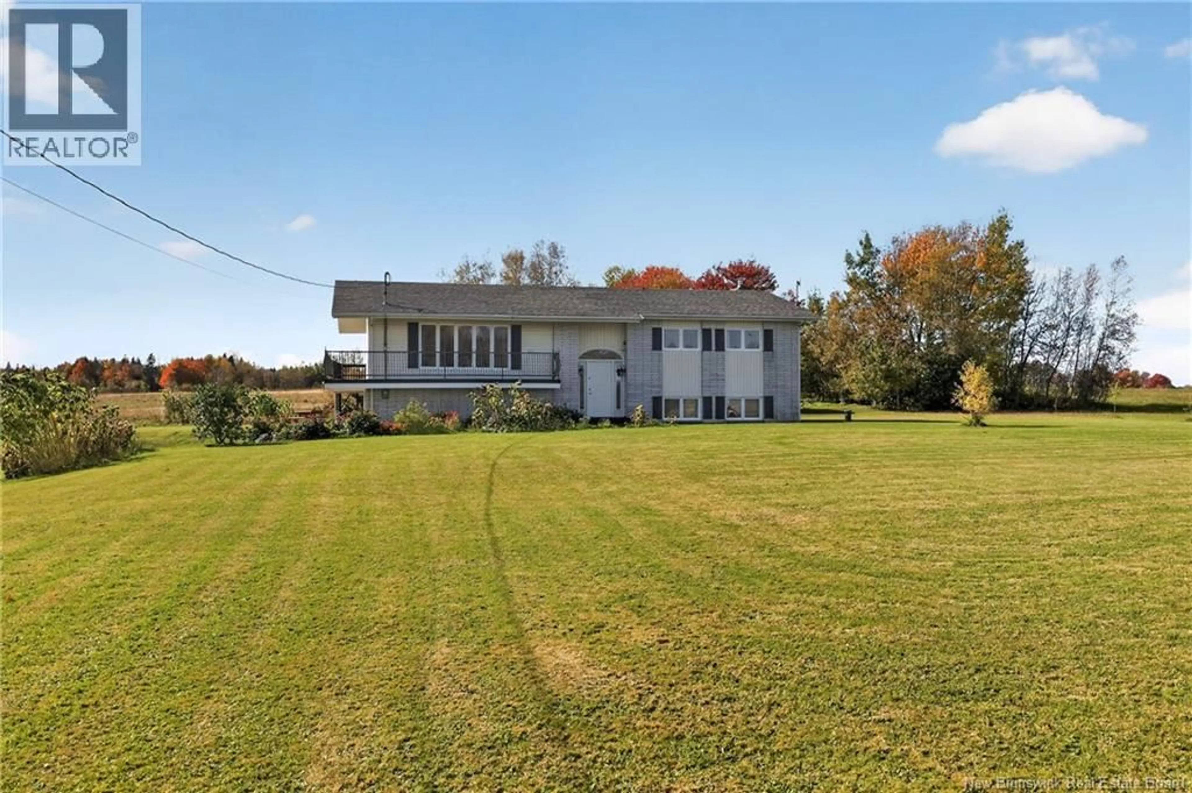 A pic from outside/outdoor area/front of a property/back of a property/a pic from drone, unknown for 800 HAUT-SAINT-ANTOINE ROAD, Saint-Antoine New Brunswick E4V3B6