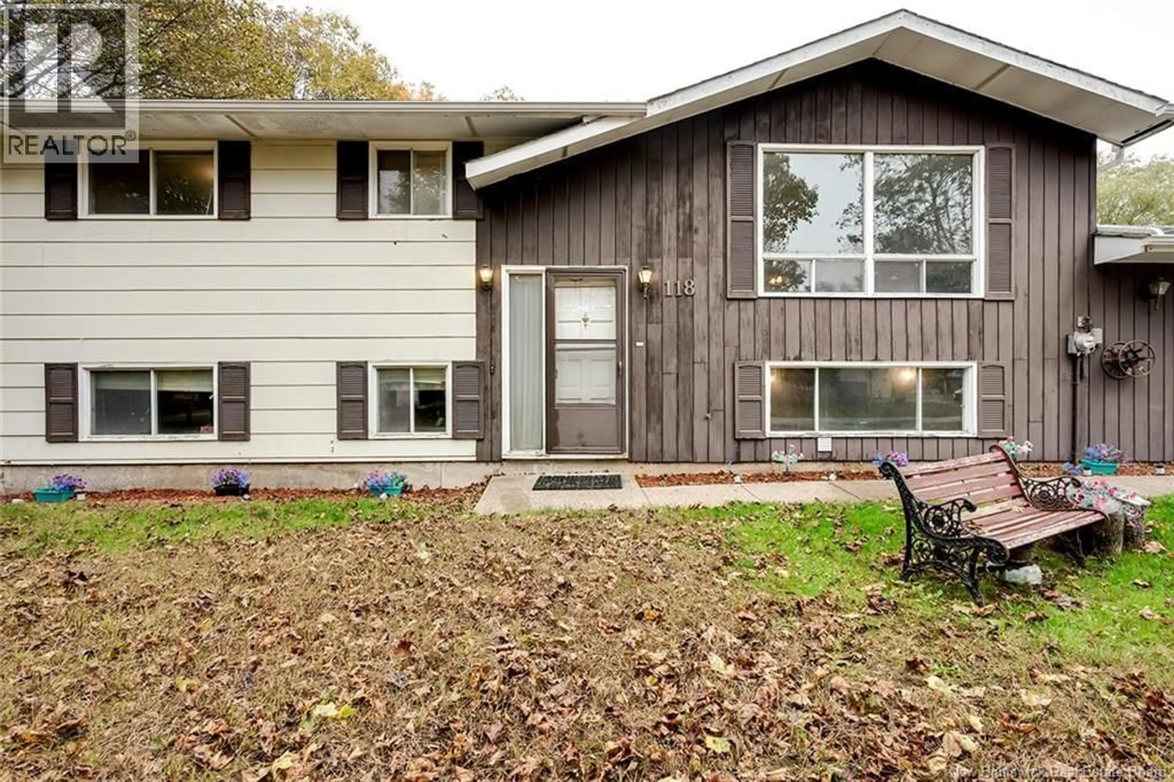 Home with vinyl exterior material, street for 118 MYLES AVENUE, Quispamsis New Brunswick E2E1G1