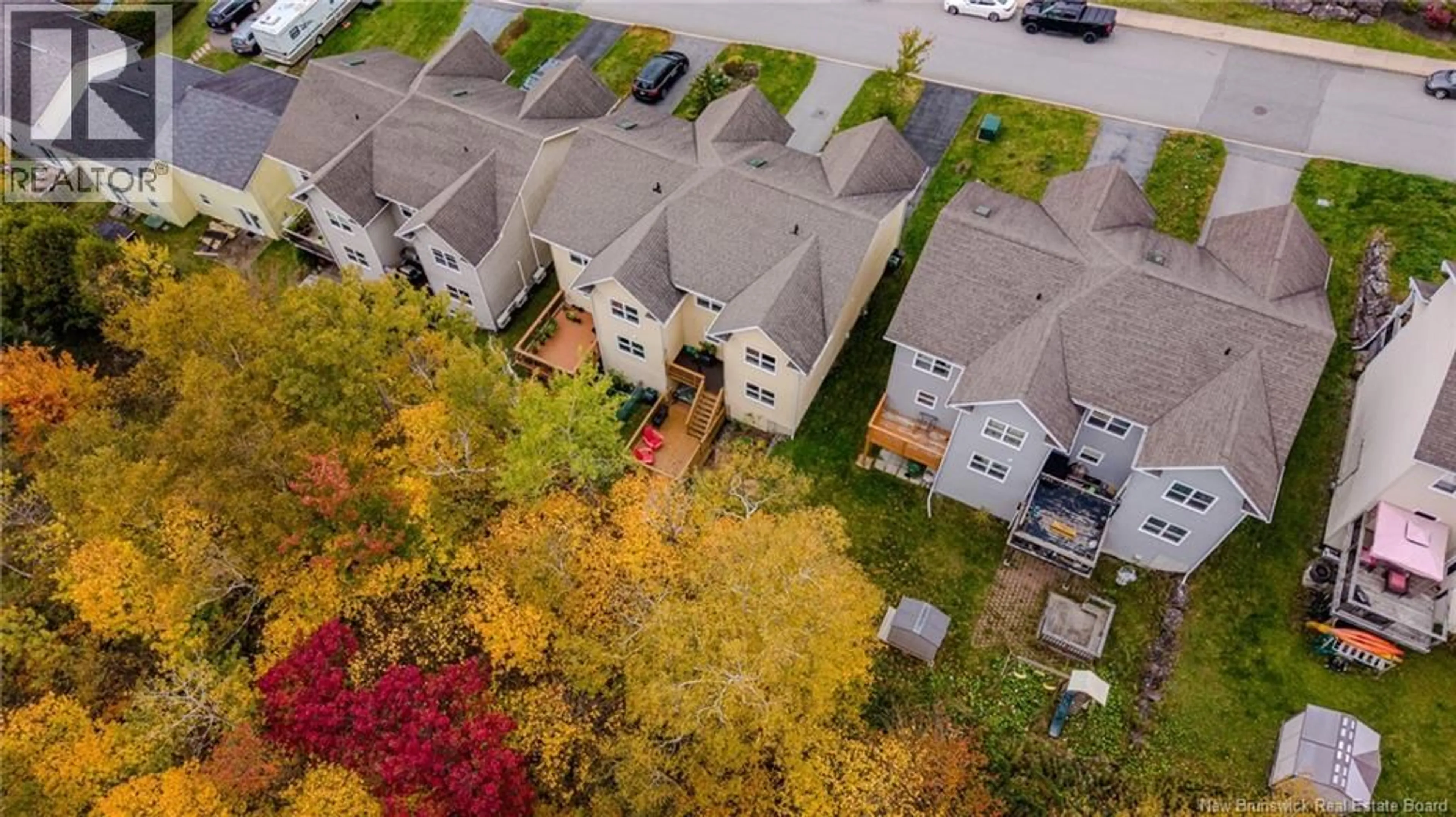 A pic from outside/outdoor area/front of a property/back of a property/a pic from drone, street for 28 NOEL AVENUE, Saint John New Brunswick E2K4M2