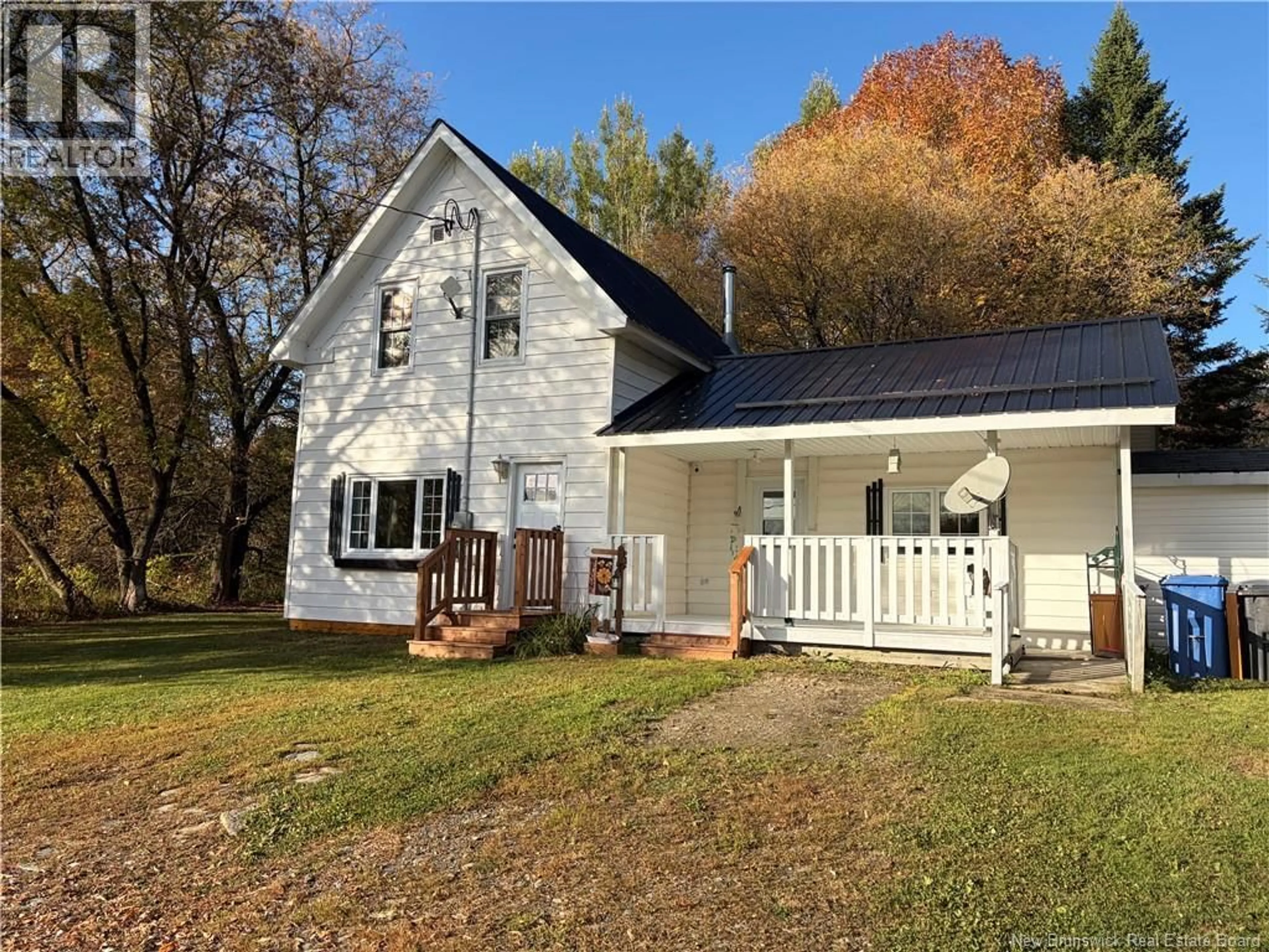 Home with vinyl exterior material, unknown for 10096 ROUTE 105, Beechwood New Brunswick E7J2A4