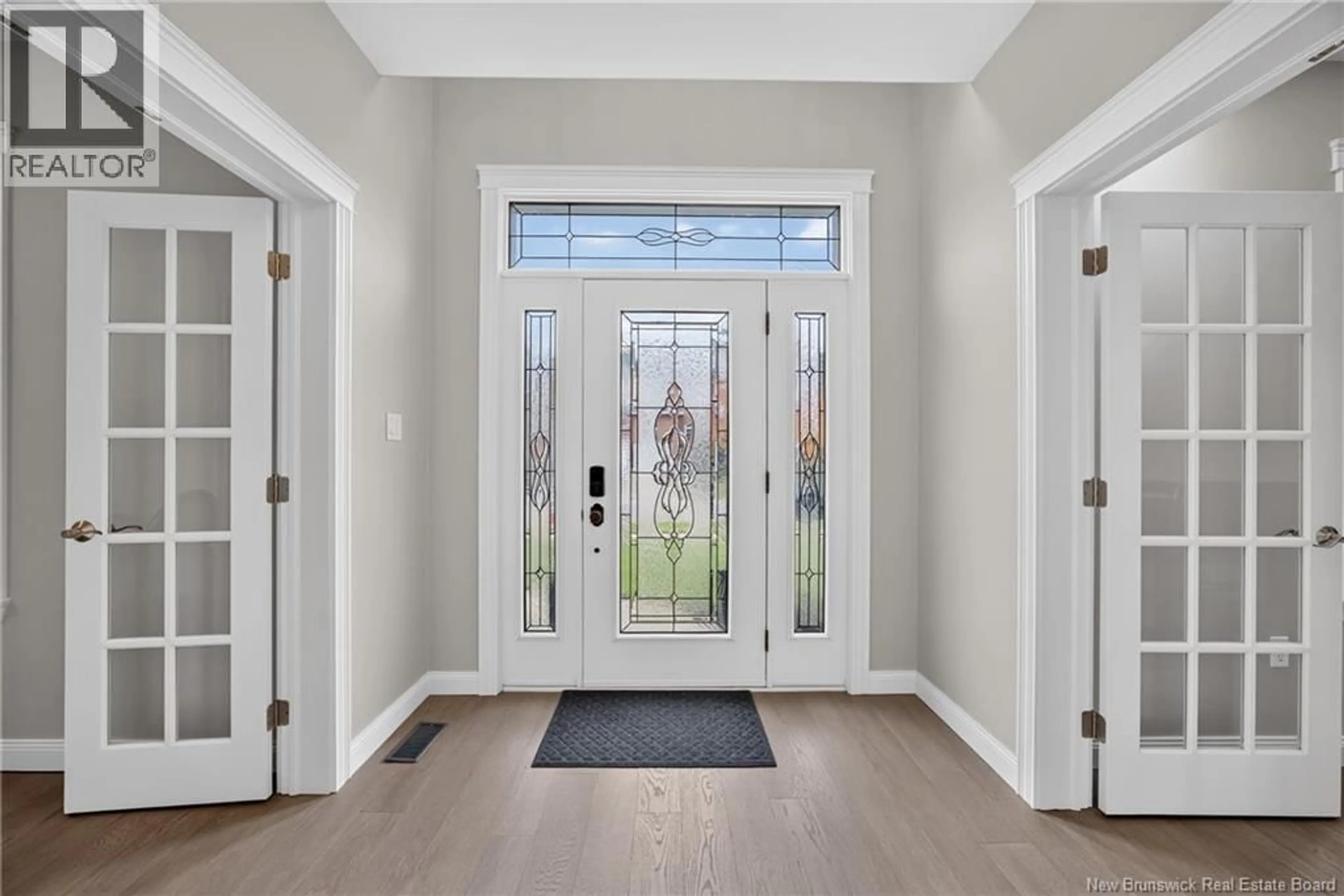 Indoor entryway for 122 SUMMERHILL ROW, Fredericton New Brunswick E3G0E9