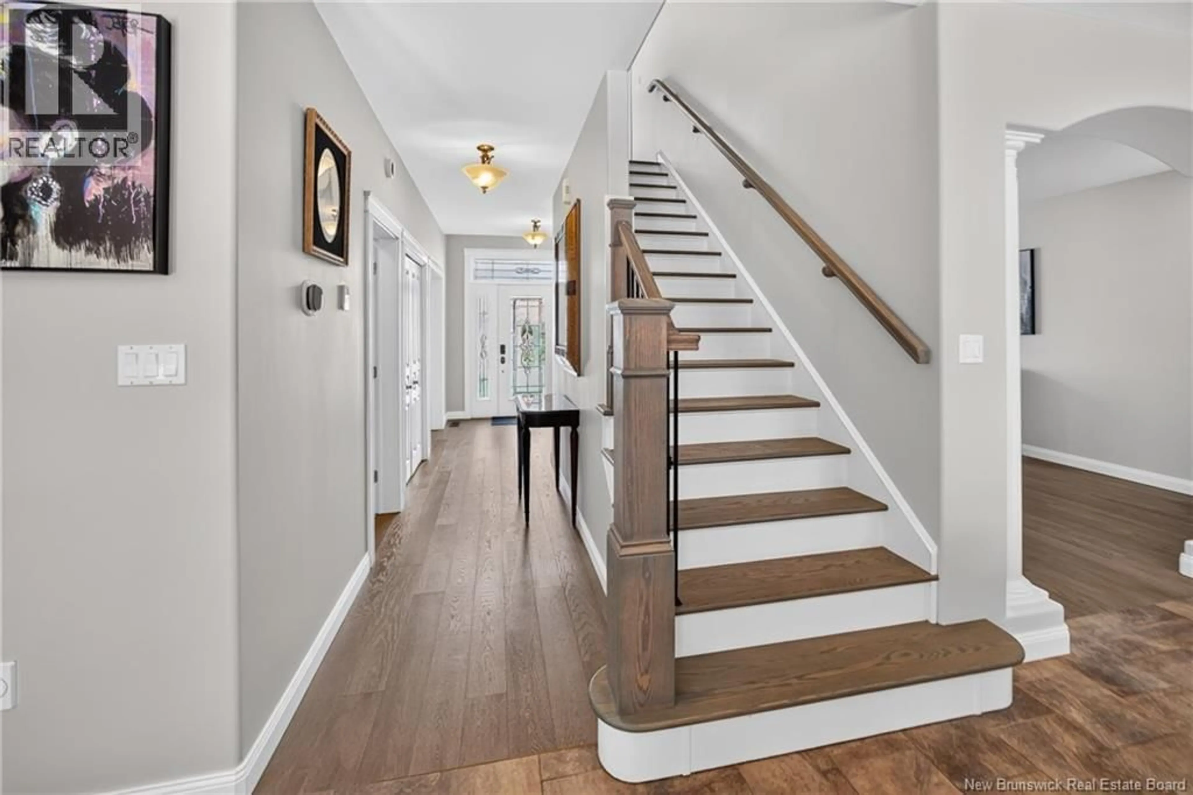Indoor entryway for 122 SUMMERHILL ROW, Fredericton New Brunswick E3G0E9