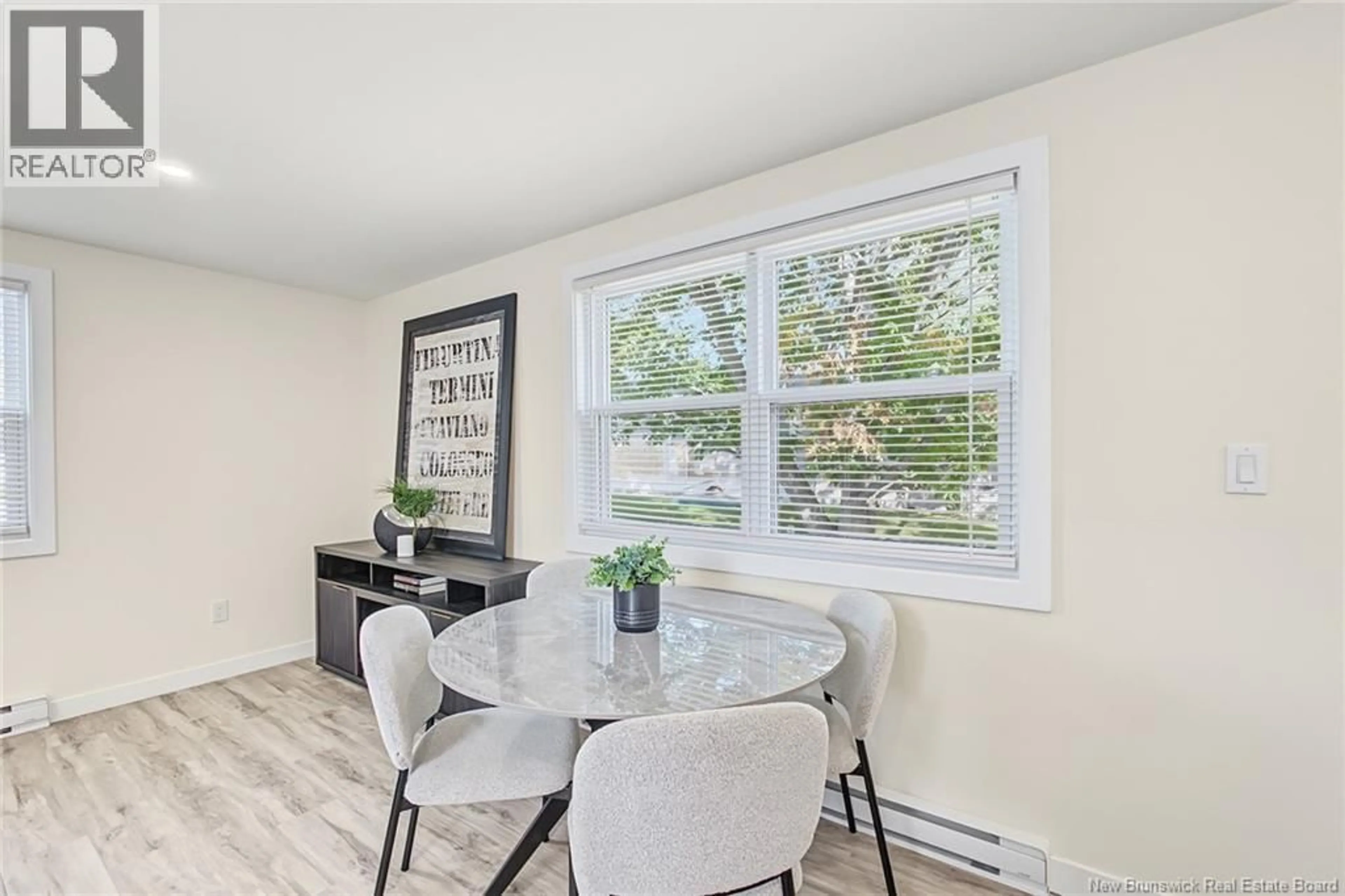 Dining room, wood/laminate floor for 67 LEAFWOOD CRESCENT, Fredericton New Brunswick E3B6P1