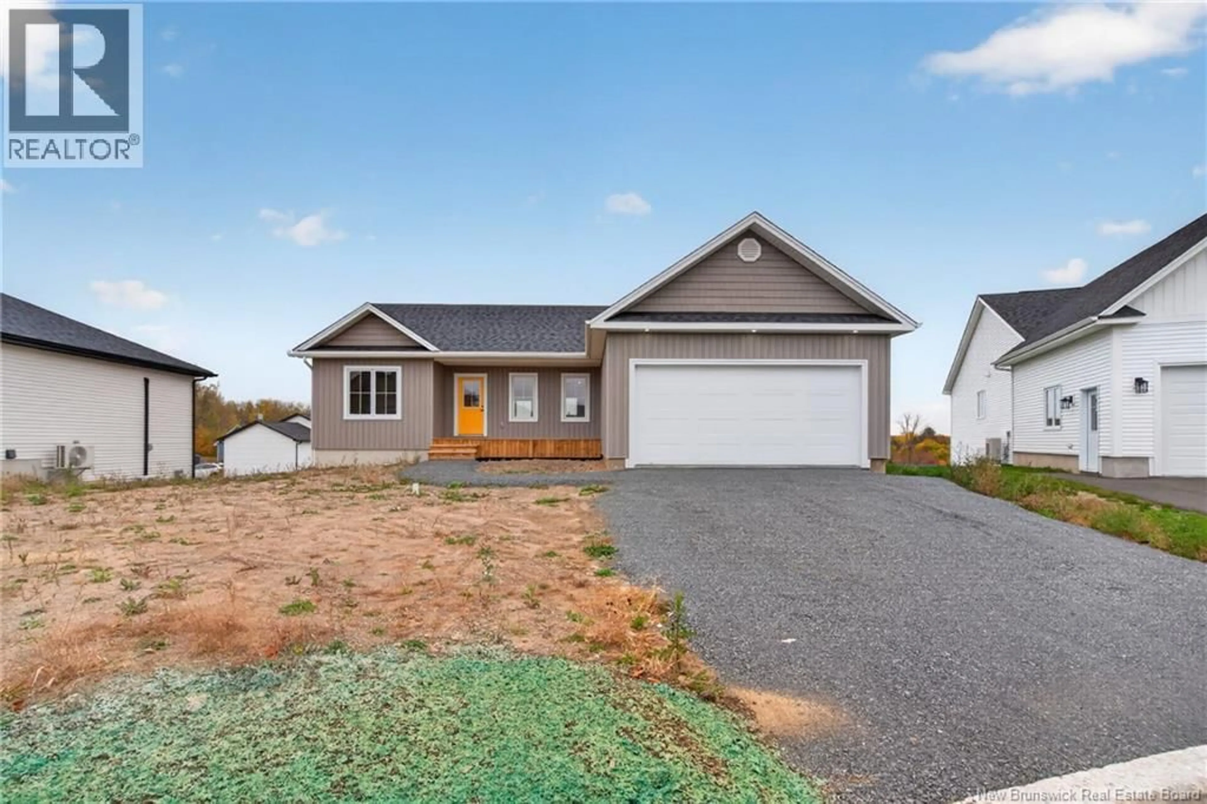 Home with vinyl exterior material, street for 13 GEYSSEN COURT, Fredericton New Brunswick E3G0K8