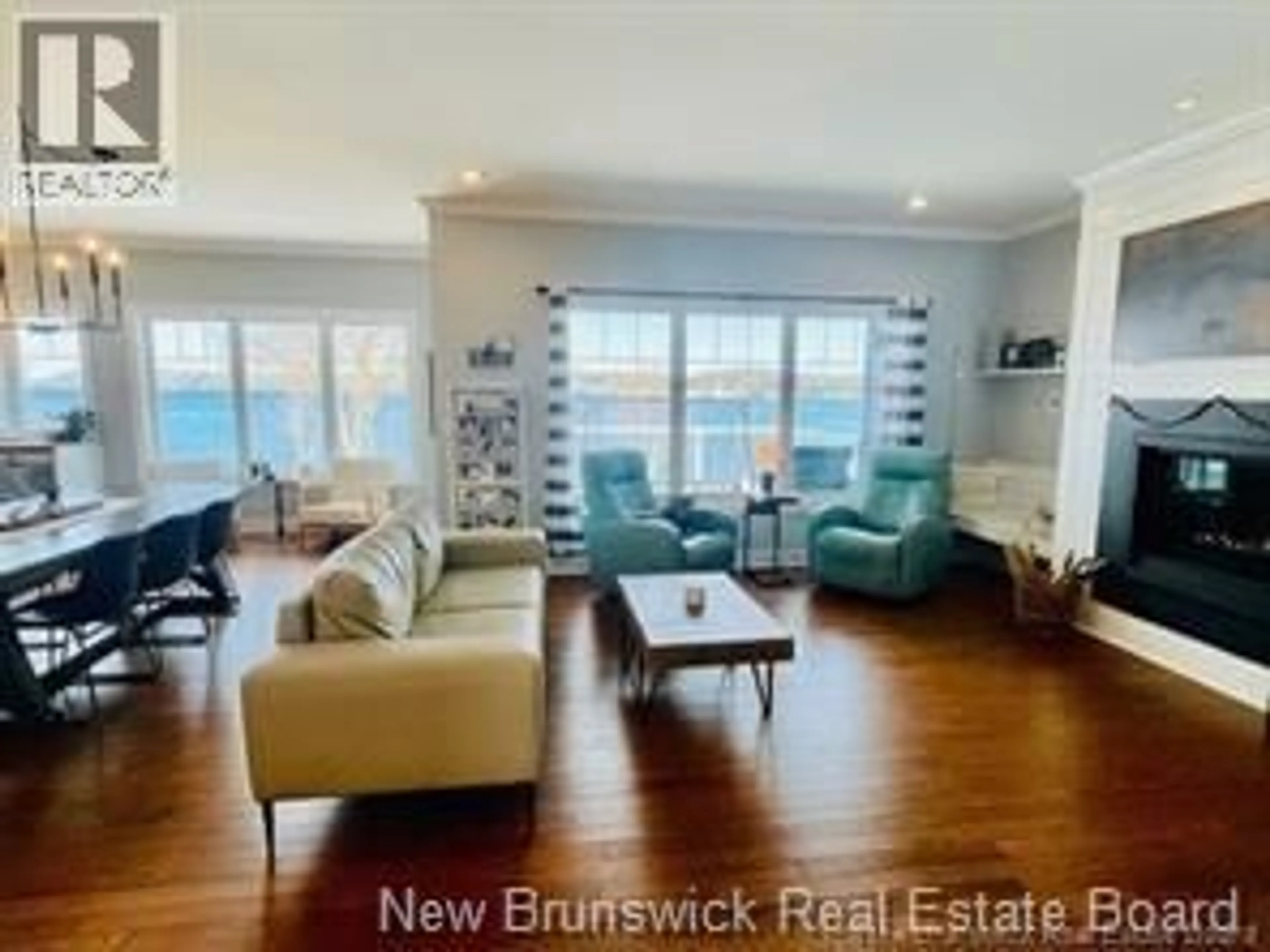 Living room with furniture, wood/laminate floor for 50 SANDCASTLE LANE, Upper Kingsclear New Brunswick E3E0A4