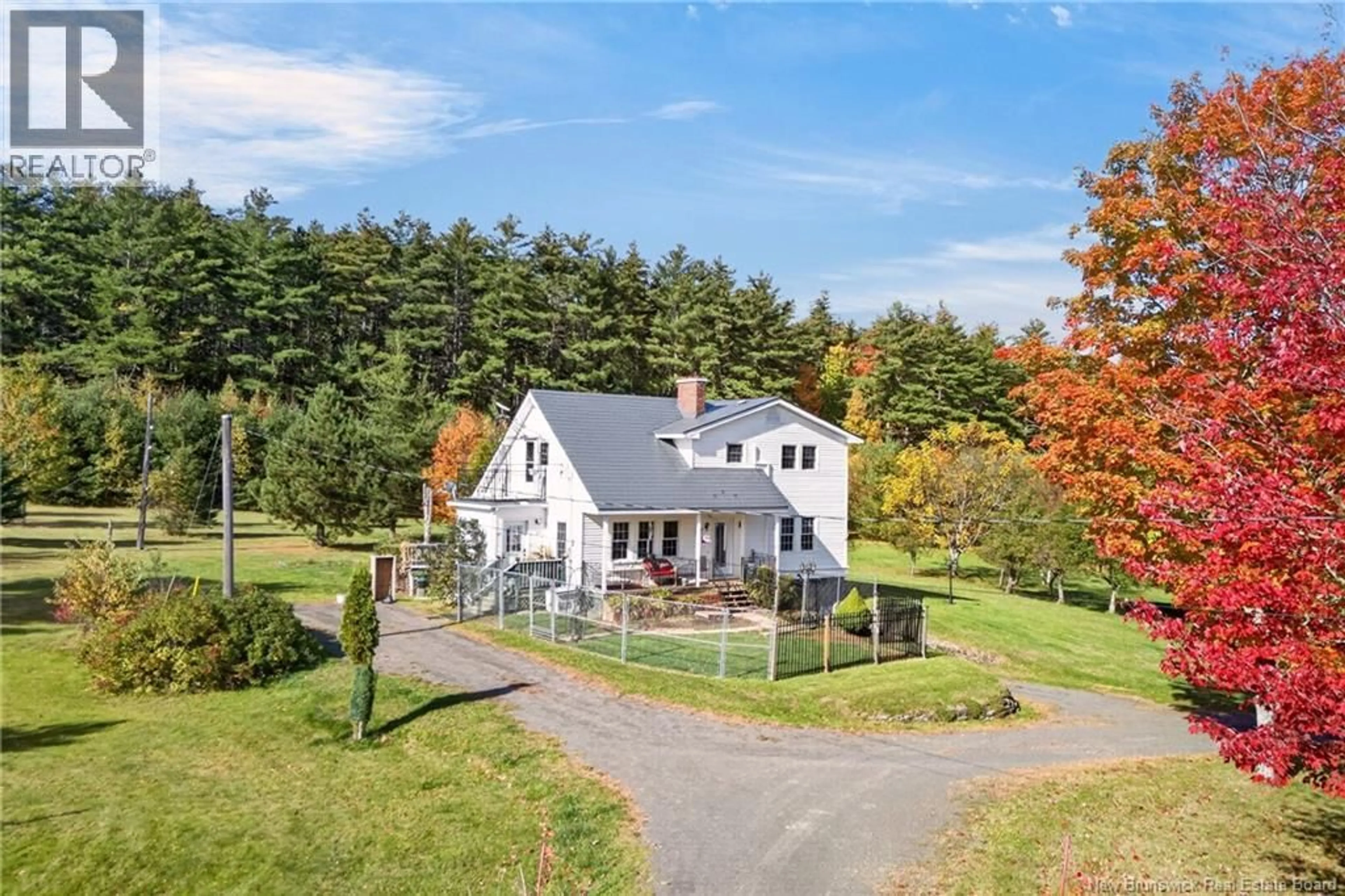 A pic from outside/outdoor area/front of a property/back of a property/a pic from drone, unknown for 164 GORE ROAD, Fredericton Junction New Brunswick E5L1T9