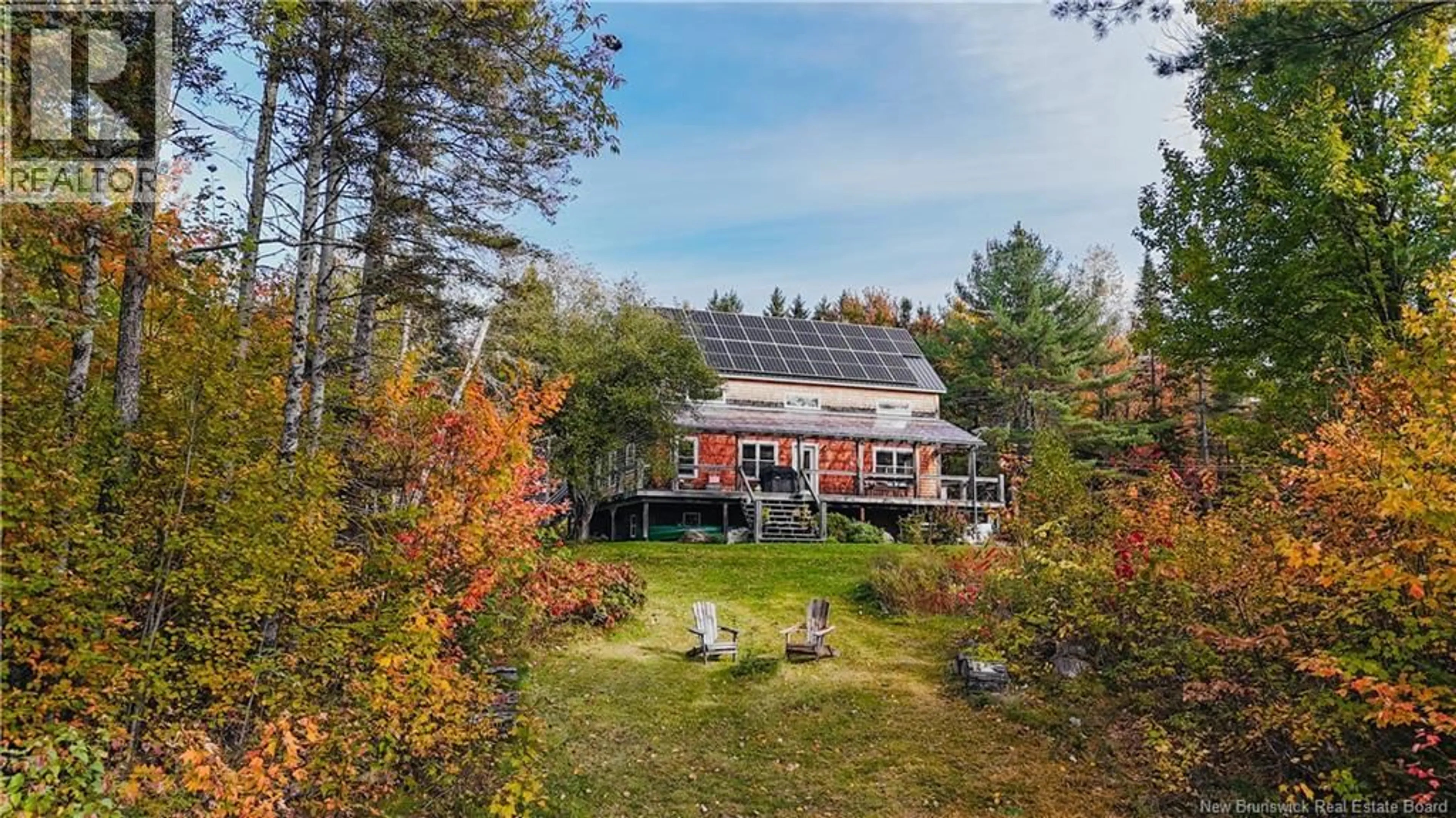 A pic from outside/outdoor area/front of a property/back of a property/a pic from drone, unknown for 1980 ROUTE 105, Southampton New Brunswick E6G1M8