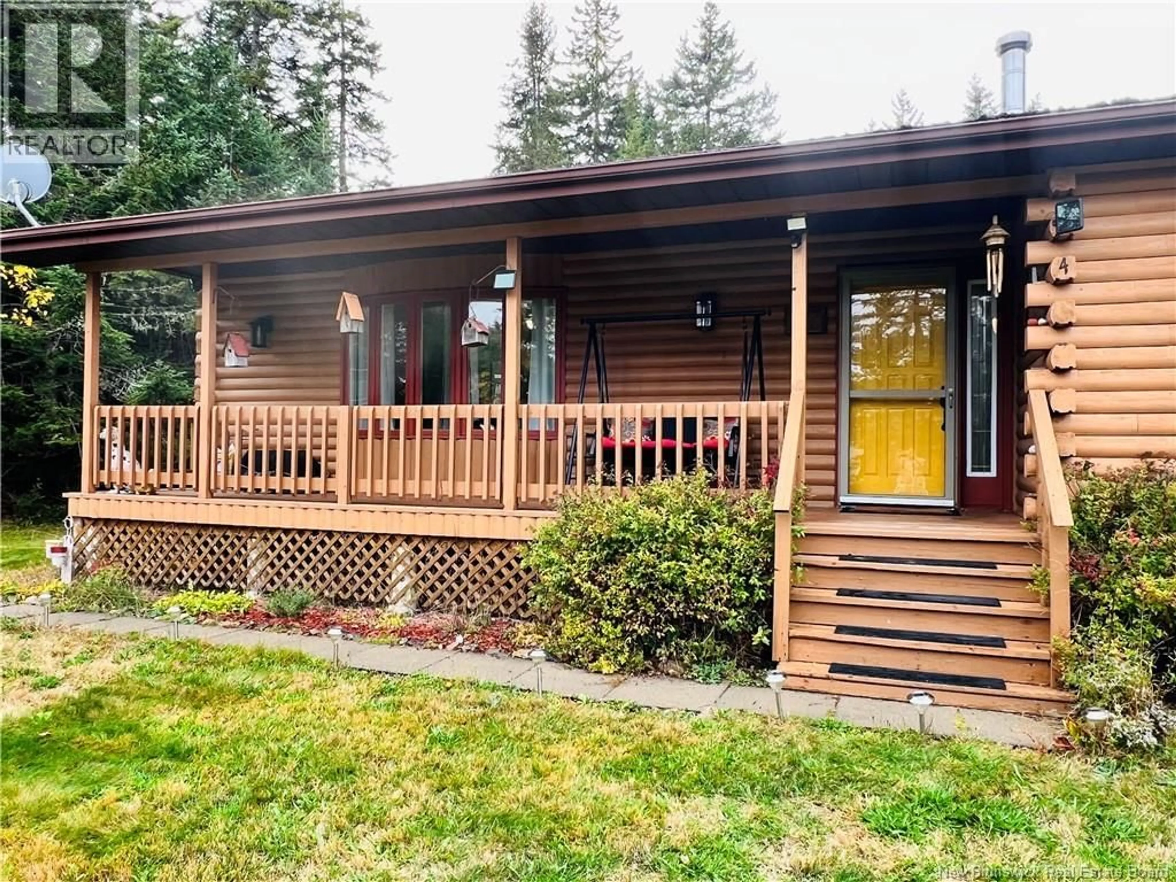 Home with vinyl exterior material, unknown for 4 WRIGHT LANE, Beaver Harbour New Brunswick E5H1M1