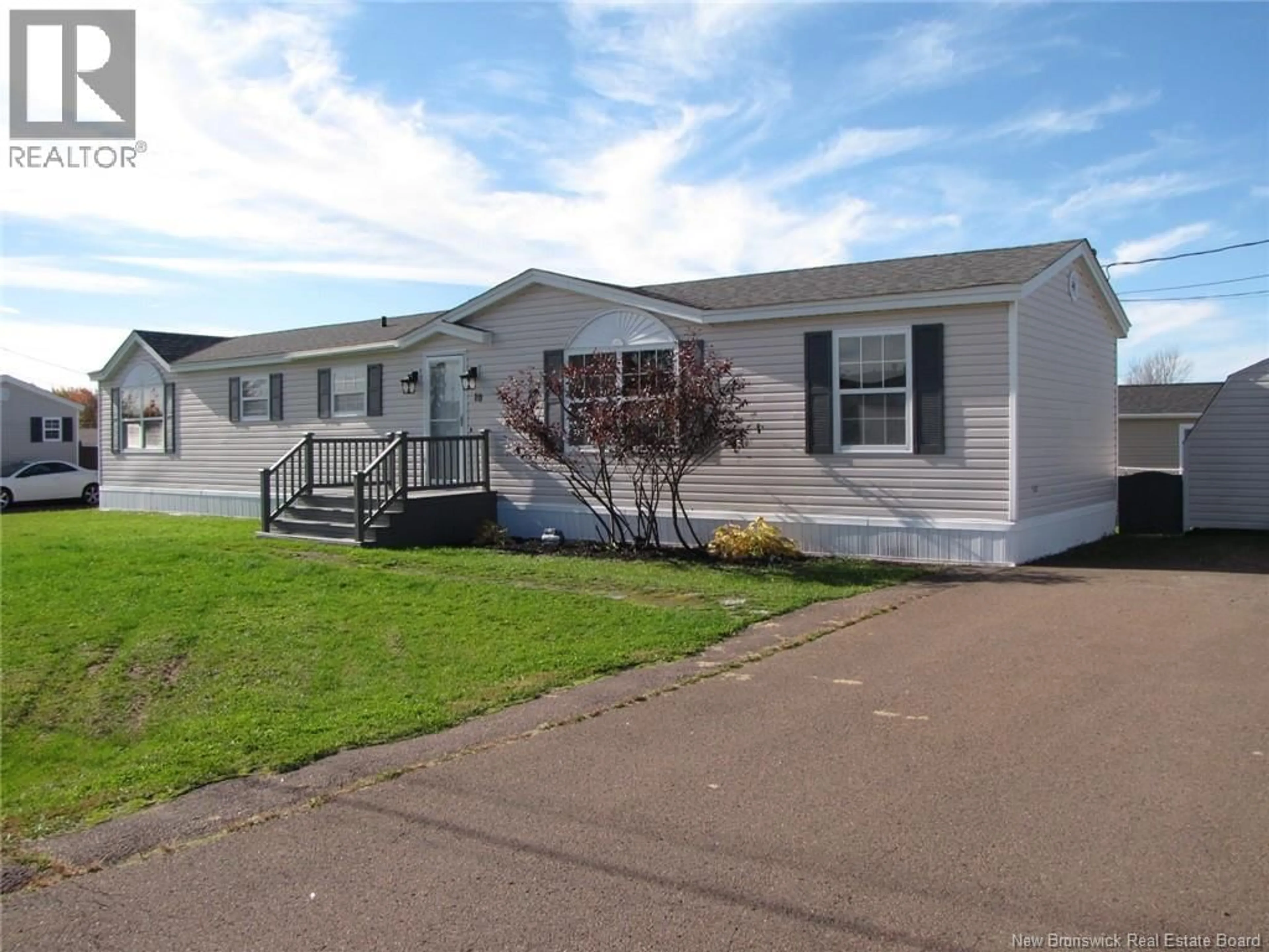 Home with vinyl exterior material, street for 10 AVERY STREET, Moncton New Brunswick E1H3M2