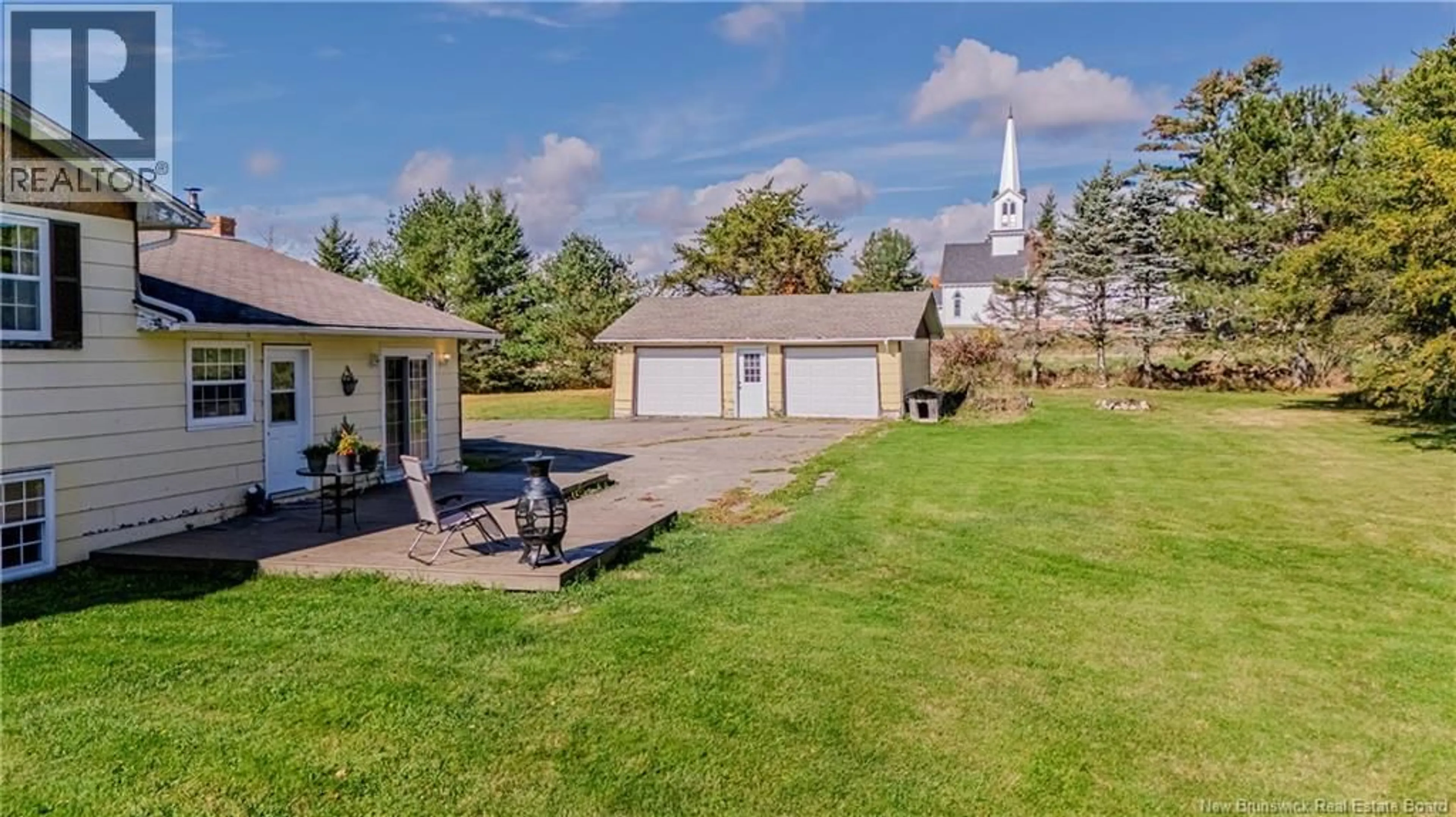 A pic from outside/outdoor area/front of a property/back of a property/a pic from drone, water/lake/river/ocean view for 485 ROUTE 616, Keswick Ridge New Brunswick E6L1S4